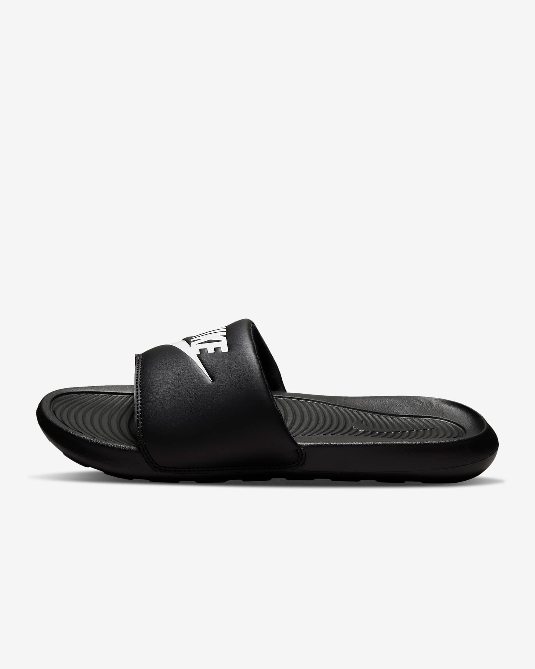 Nike Men's Victori One Slides Product Image