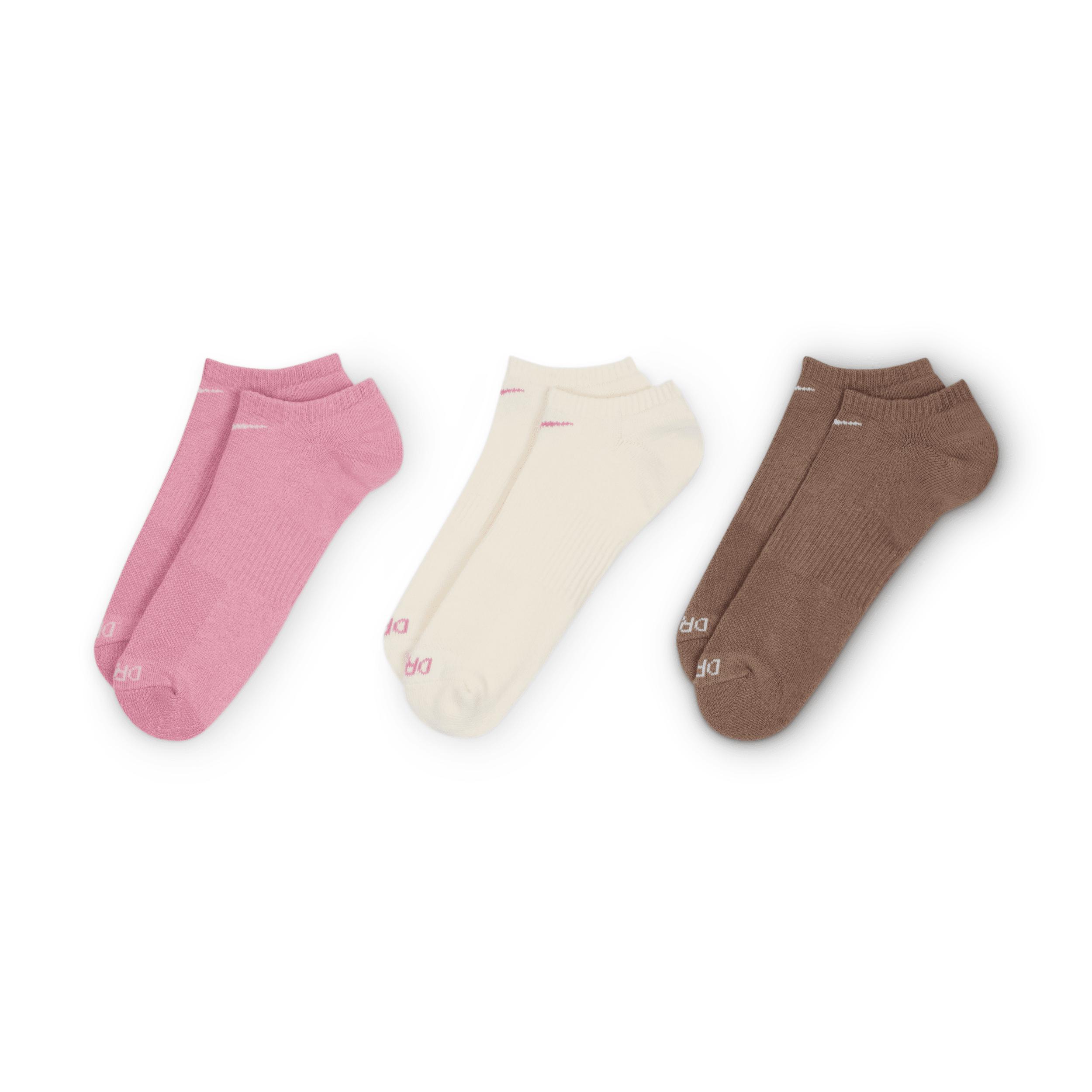 Nike Unisex Everyday Plus Cushion Training No-Show Socks (3 Pairs) Product Image