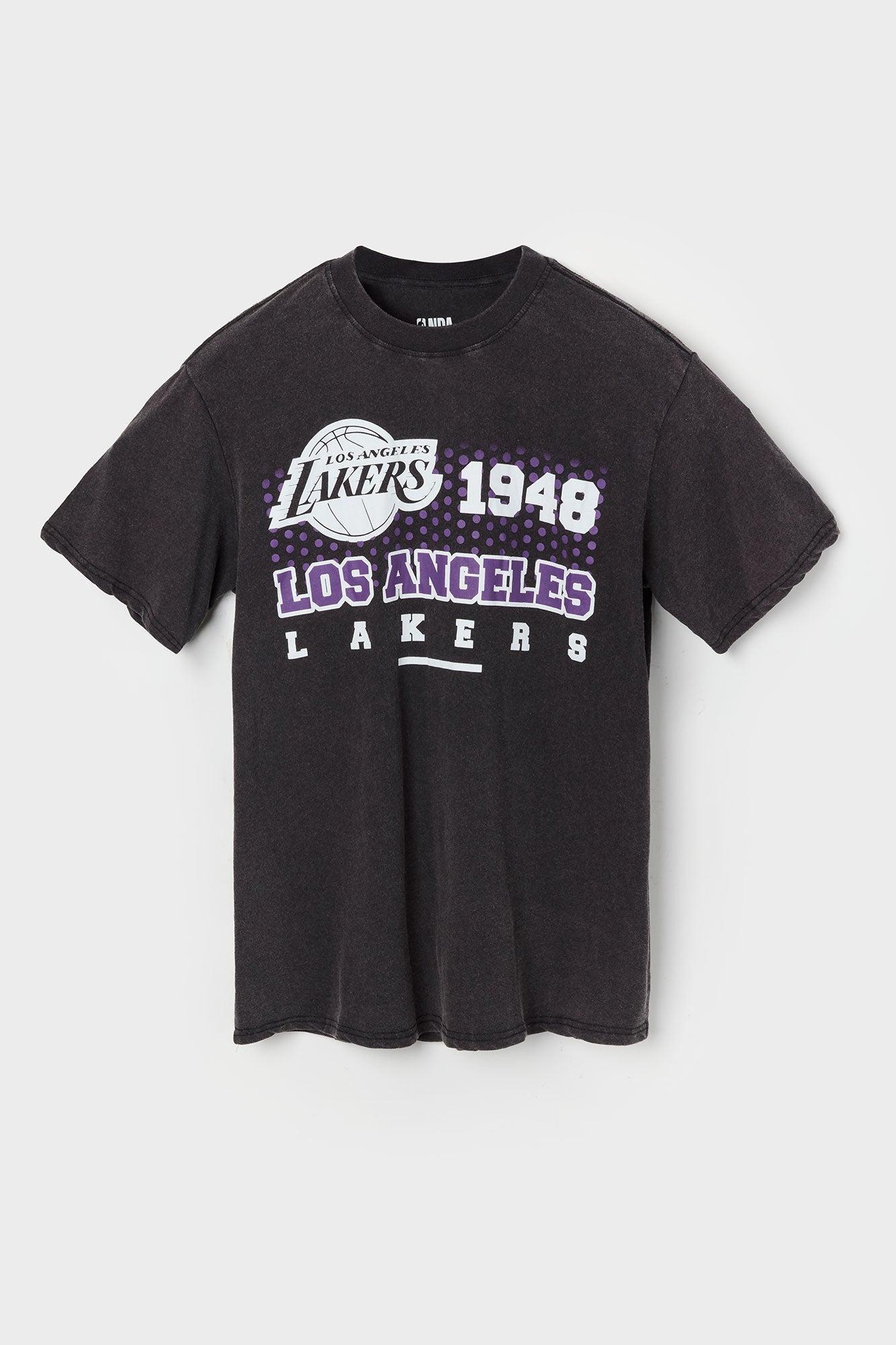 LA Lakers Graphic T-Shirt Male Product Image