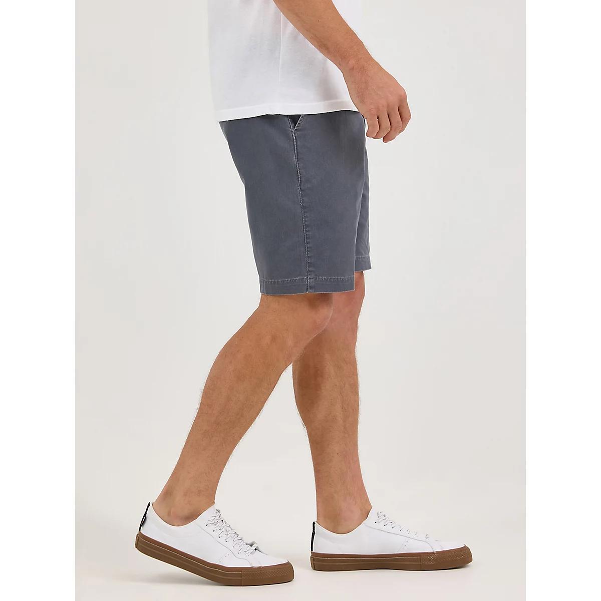 Men's Flat Front Short in Pewter Product Image