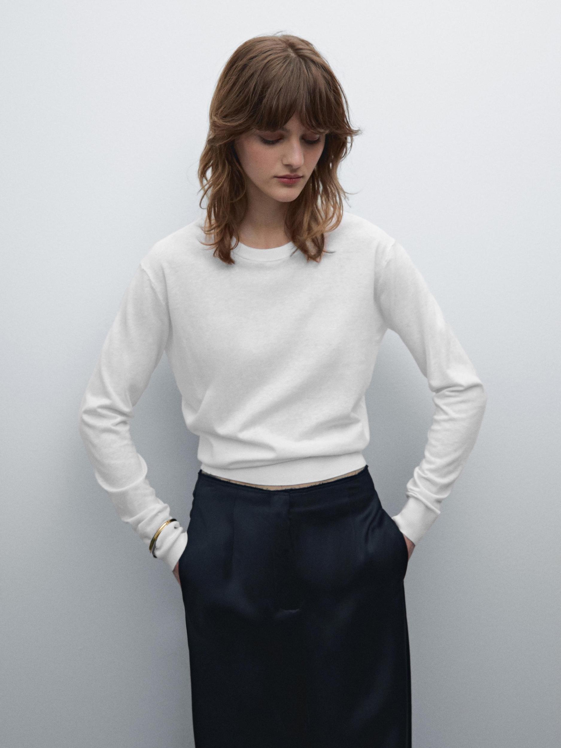 Knitted sweater round neck cotton blend Product Image