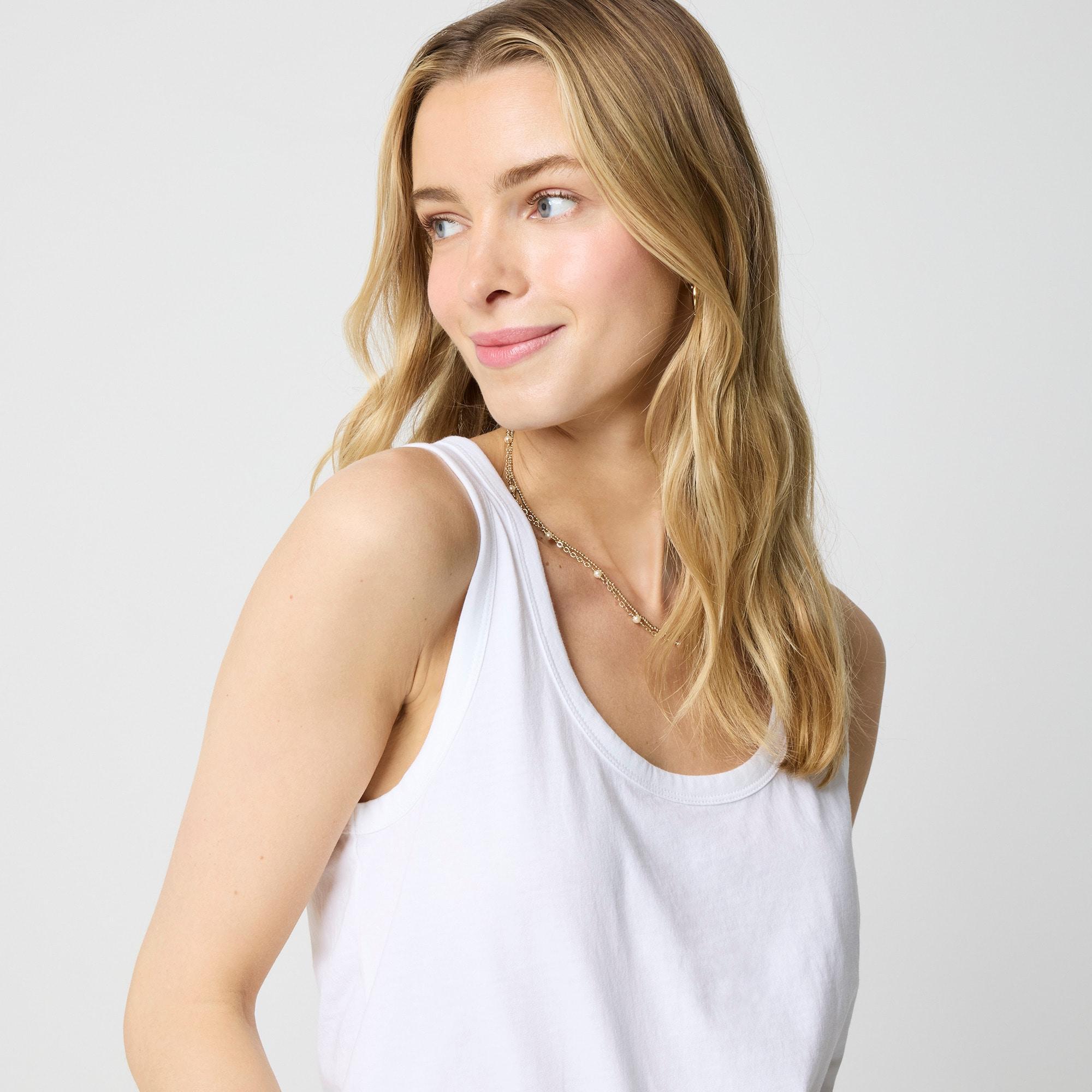 Scoopneck tank top Product Image