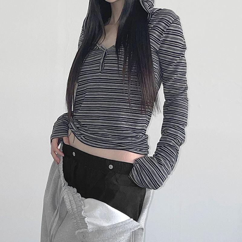 Long Sleeve V-Neck Striped Hooded Slim-Fit Crop Top Product Image