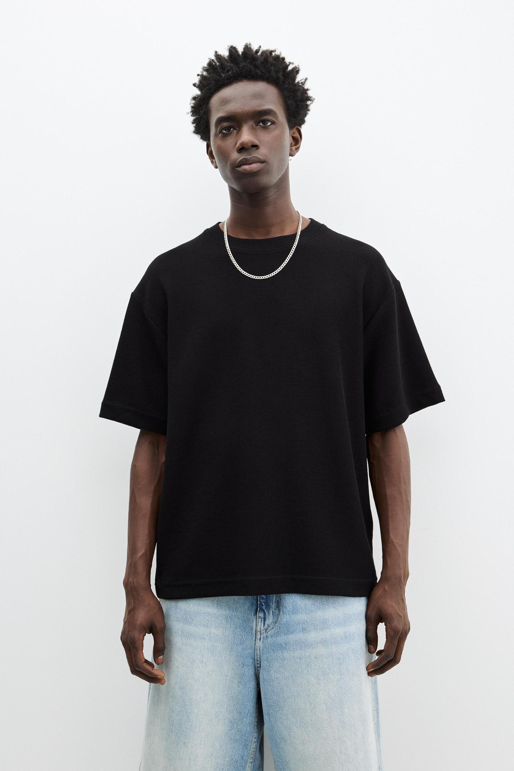 Textured short sleeve sweatshirt Product Image