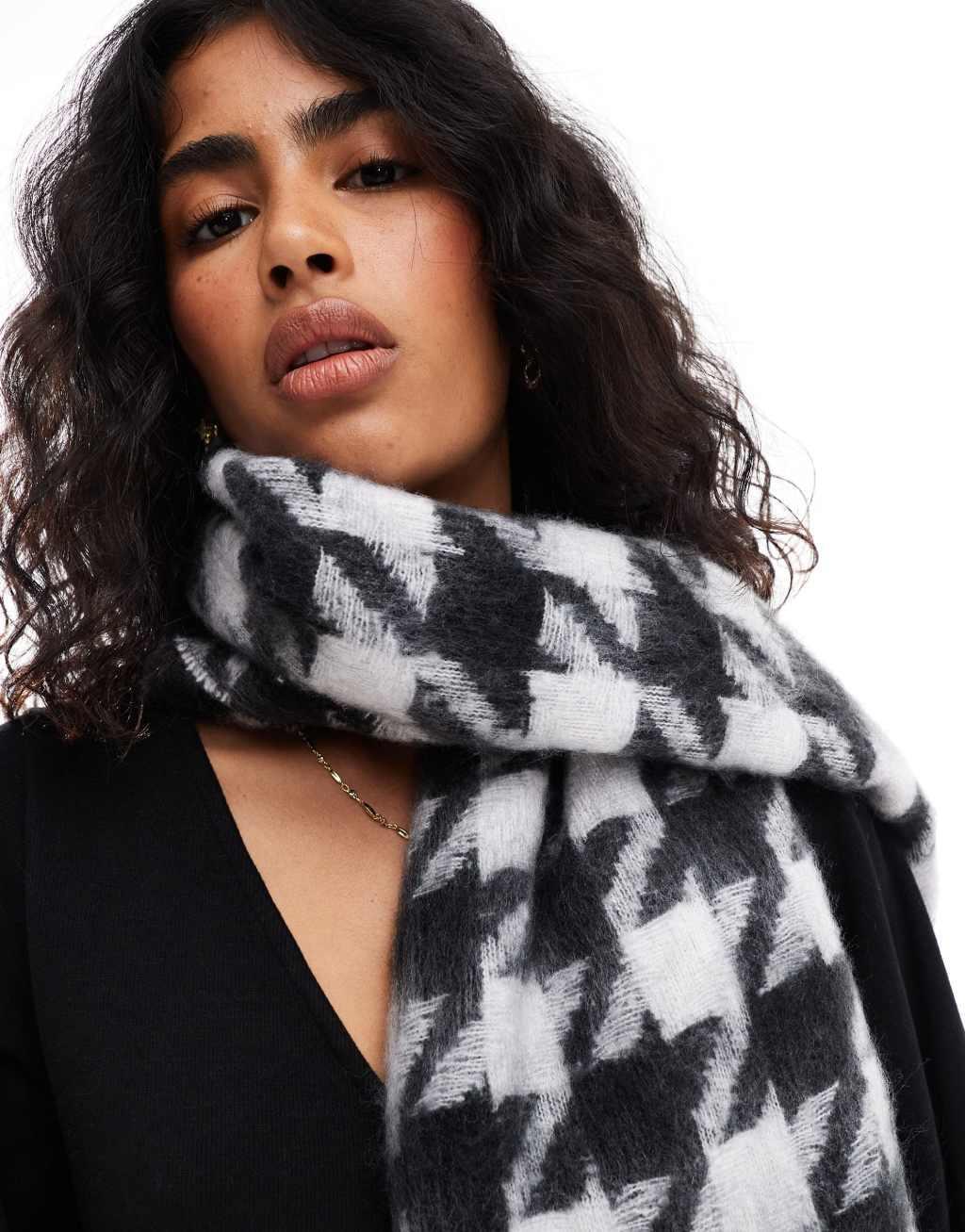 ASOS DESIGN scarf with dogtooth plaid in black and white design Product Image