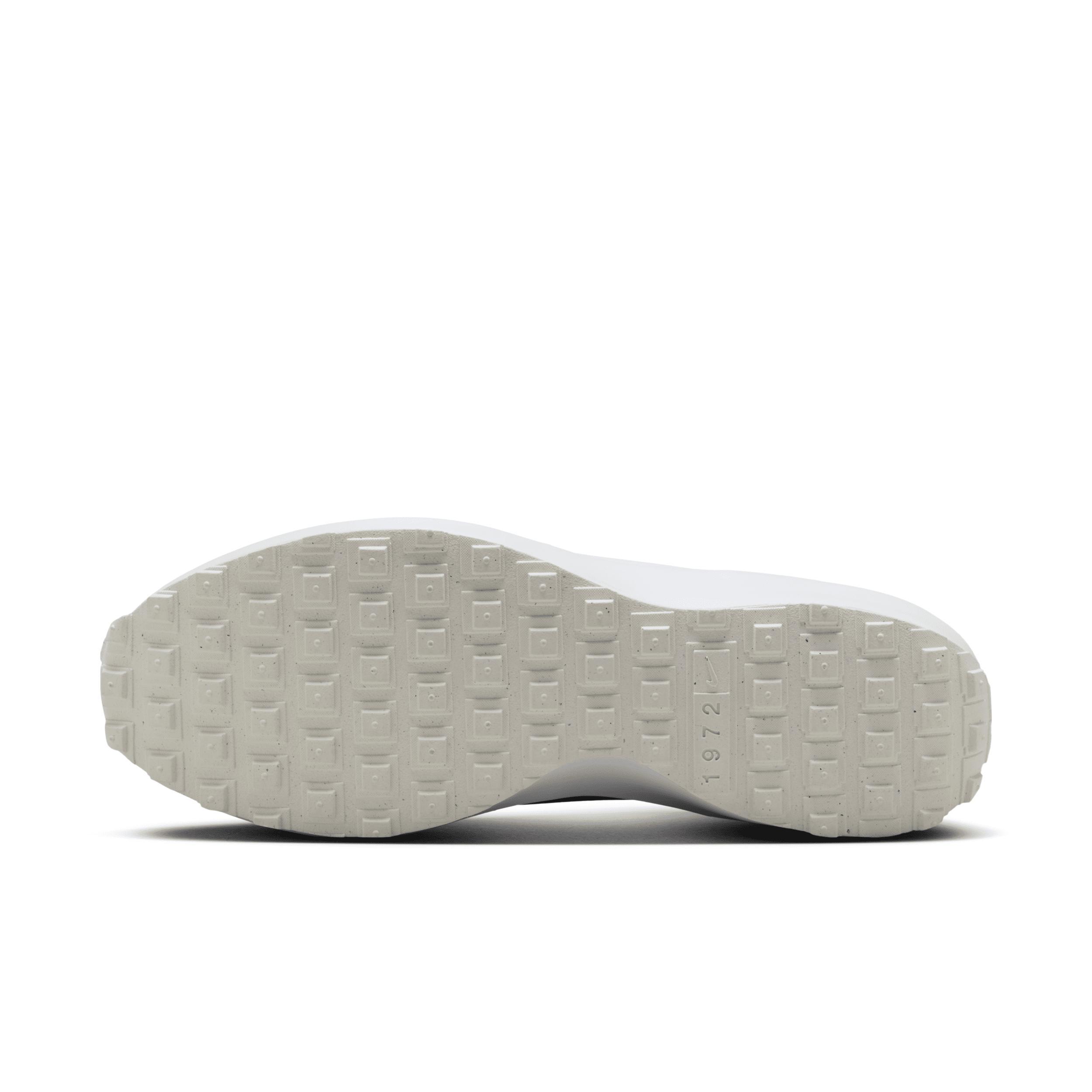 Nike Men's Waffle Nav Shoes Product Image