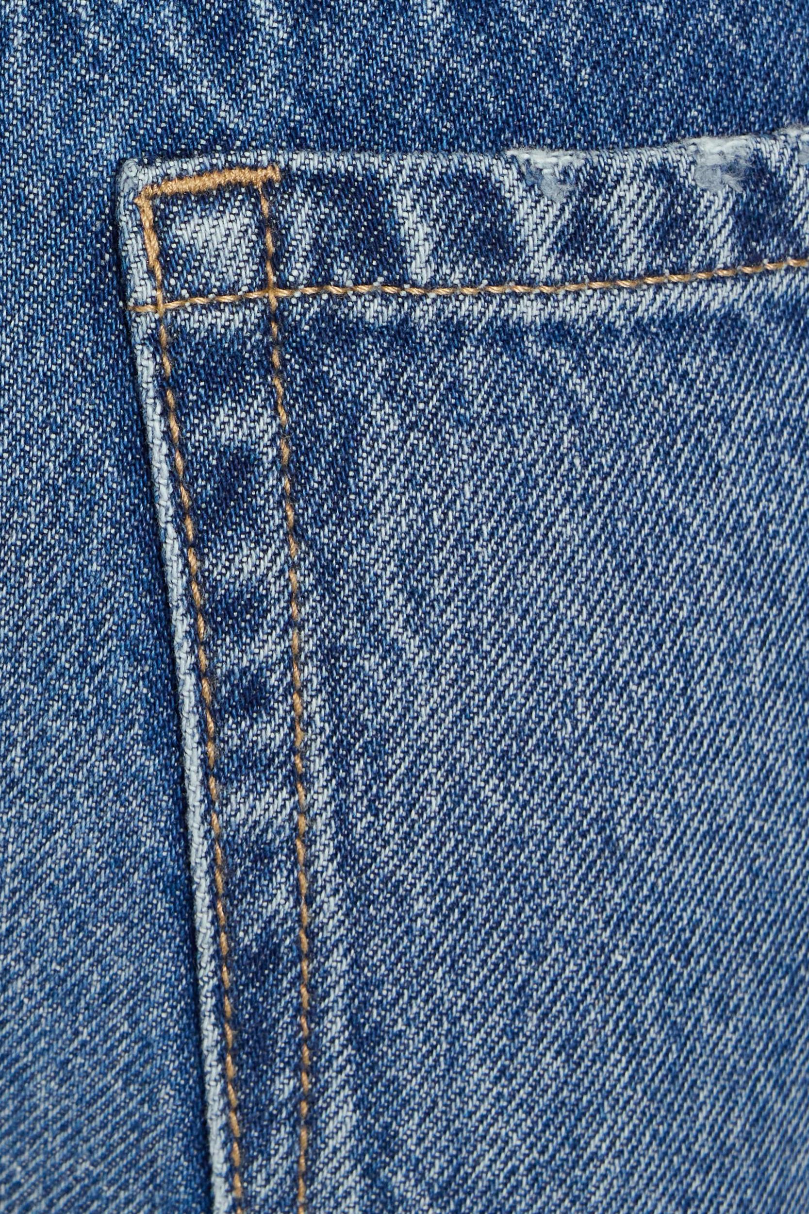 Slouchy Jeans Product Image