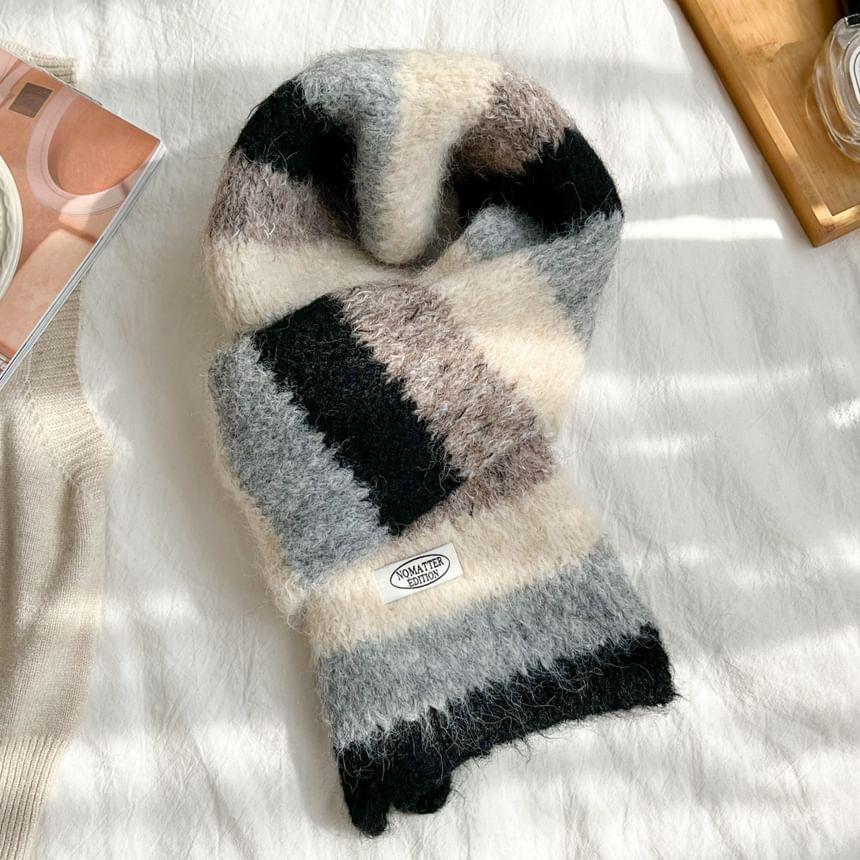 Striped Wool Scarf Product Image