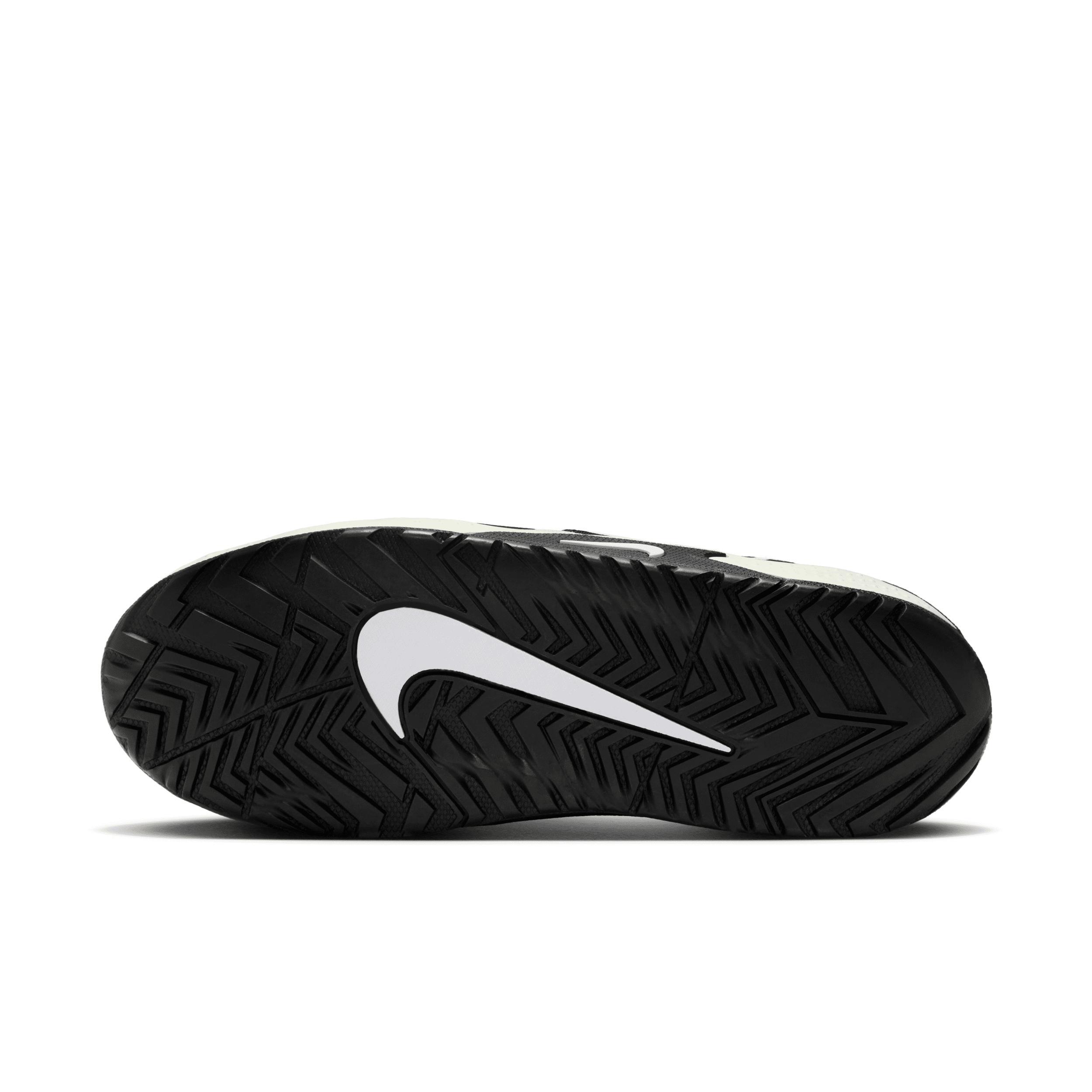 Nike Women's JAM Shoes Product Image