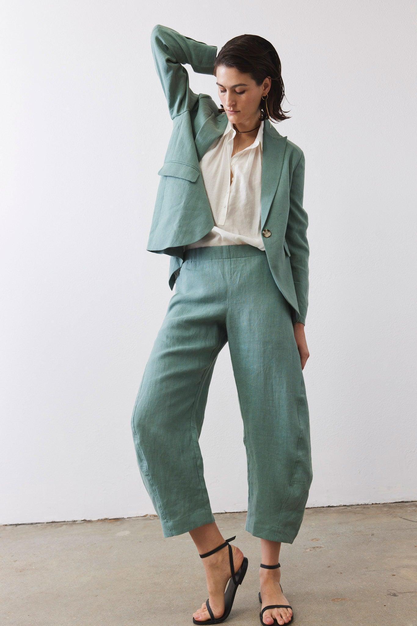 The Linen Classic Blazer That Upgrades You Product Image