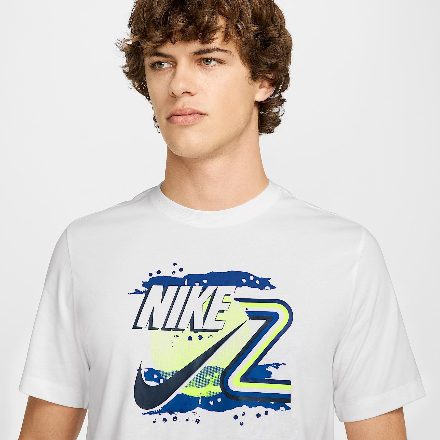 NikeCourt Men's Dri-FIT Tennis T-Shirt Product Image