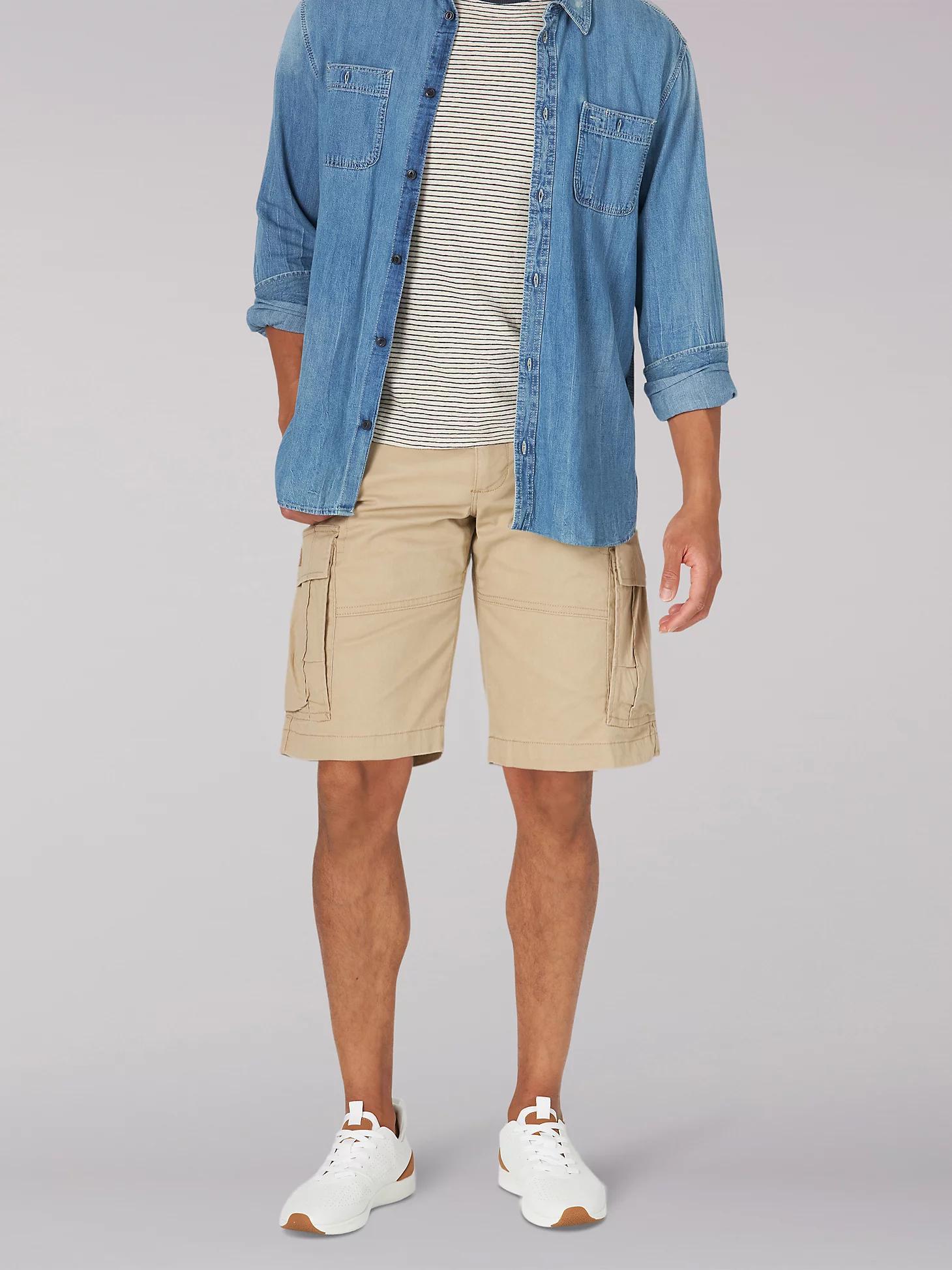 Men's Extreme Motion Carolina Cargo Short | Men's Shorts | Lee® Product Image