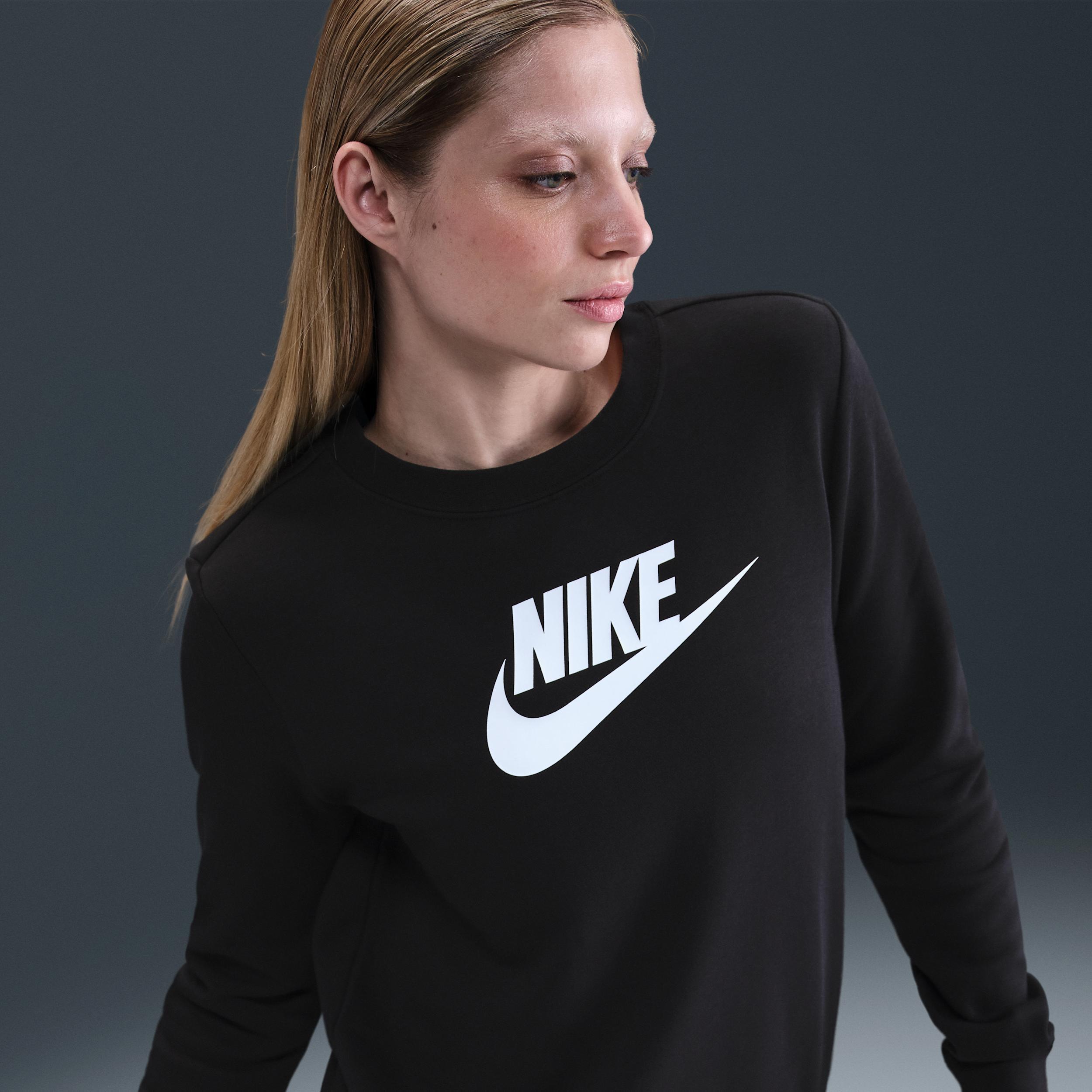 Nike Sportswear Club Fleece Women's Logo Crew-Neck Sweatshirt Product Image
