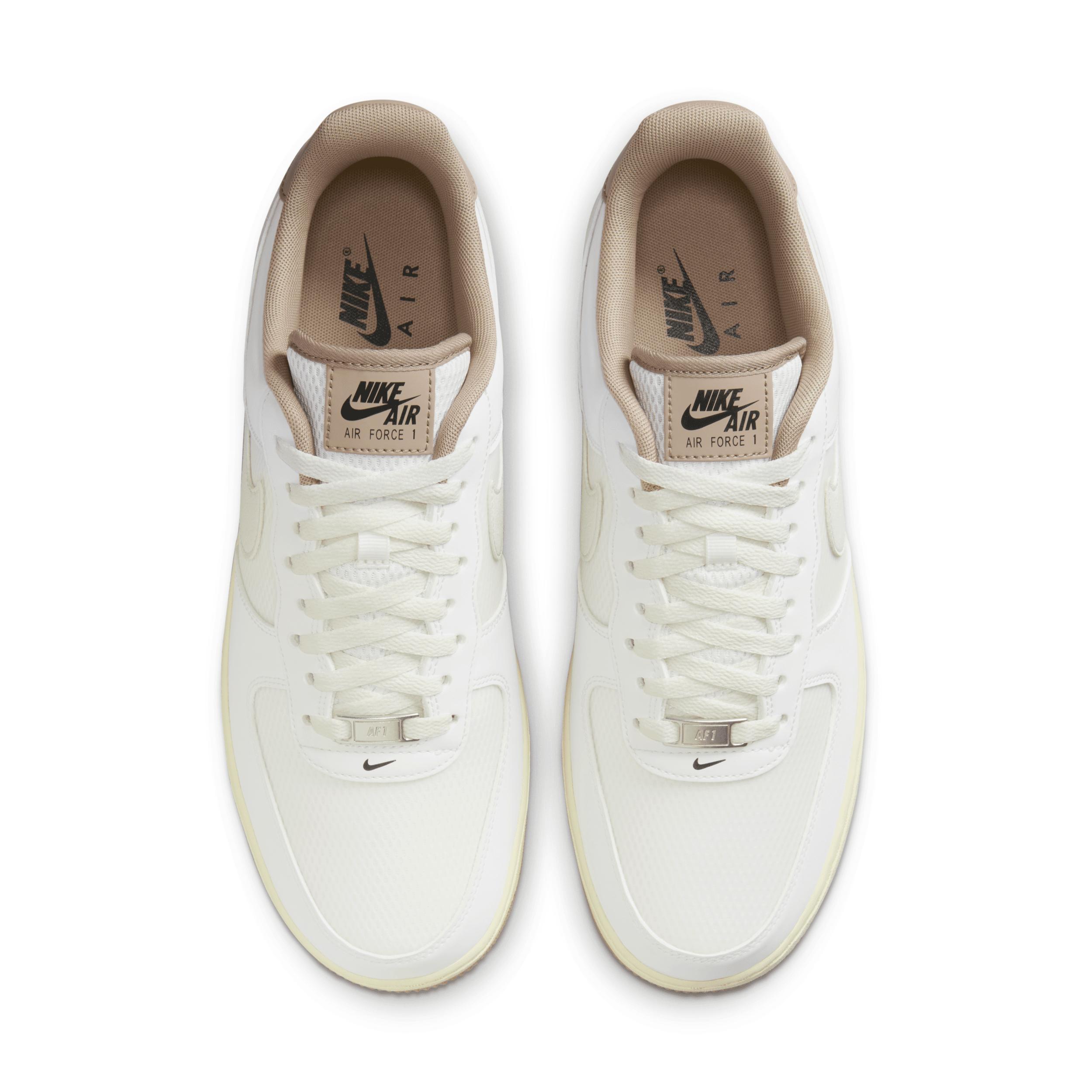 Mens Nike Air Force 1 07 LV8 Winterized Low Casual Shoes Product Image