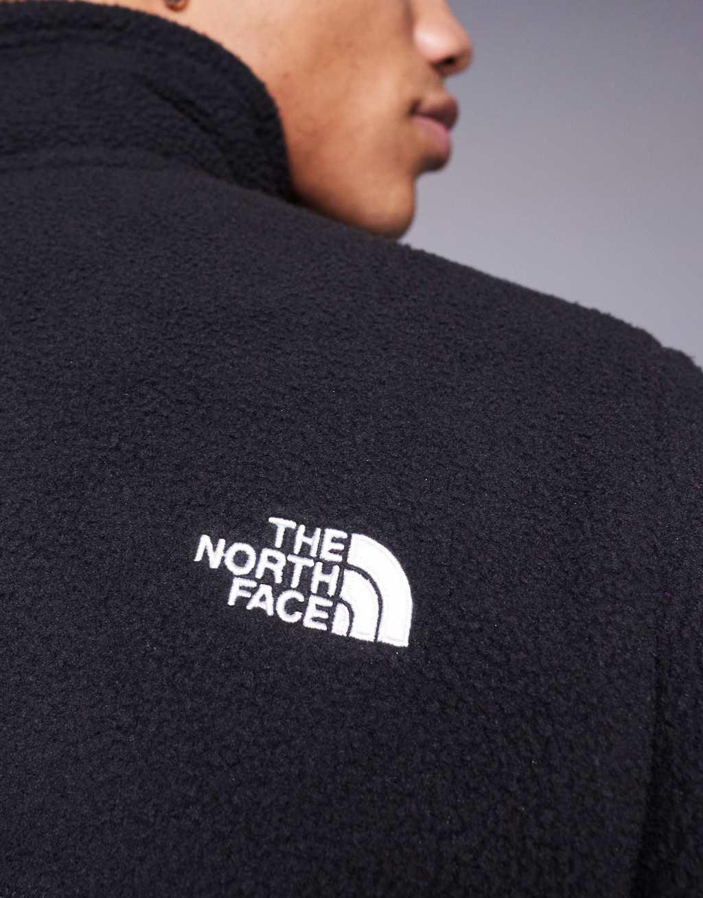 The North Face Yumiori Full Zip in black Product Image