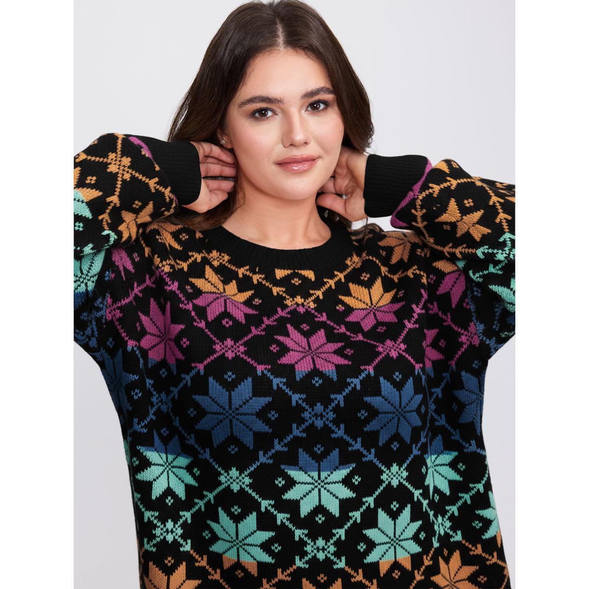 Plus Size Color Gradient Snowflake Pattern Pullover Black Women Playful Loose Long Sleeve Round Neck Casual Pullovers BloomChic 30/6X Product Image