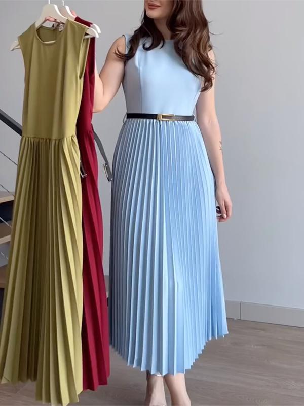 Sleeveless Pleated Solid Color Round-Neck Midi Dresses Product Image