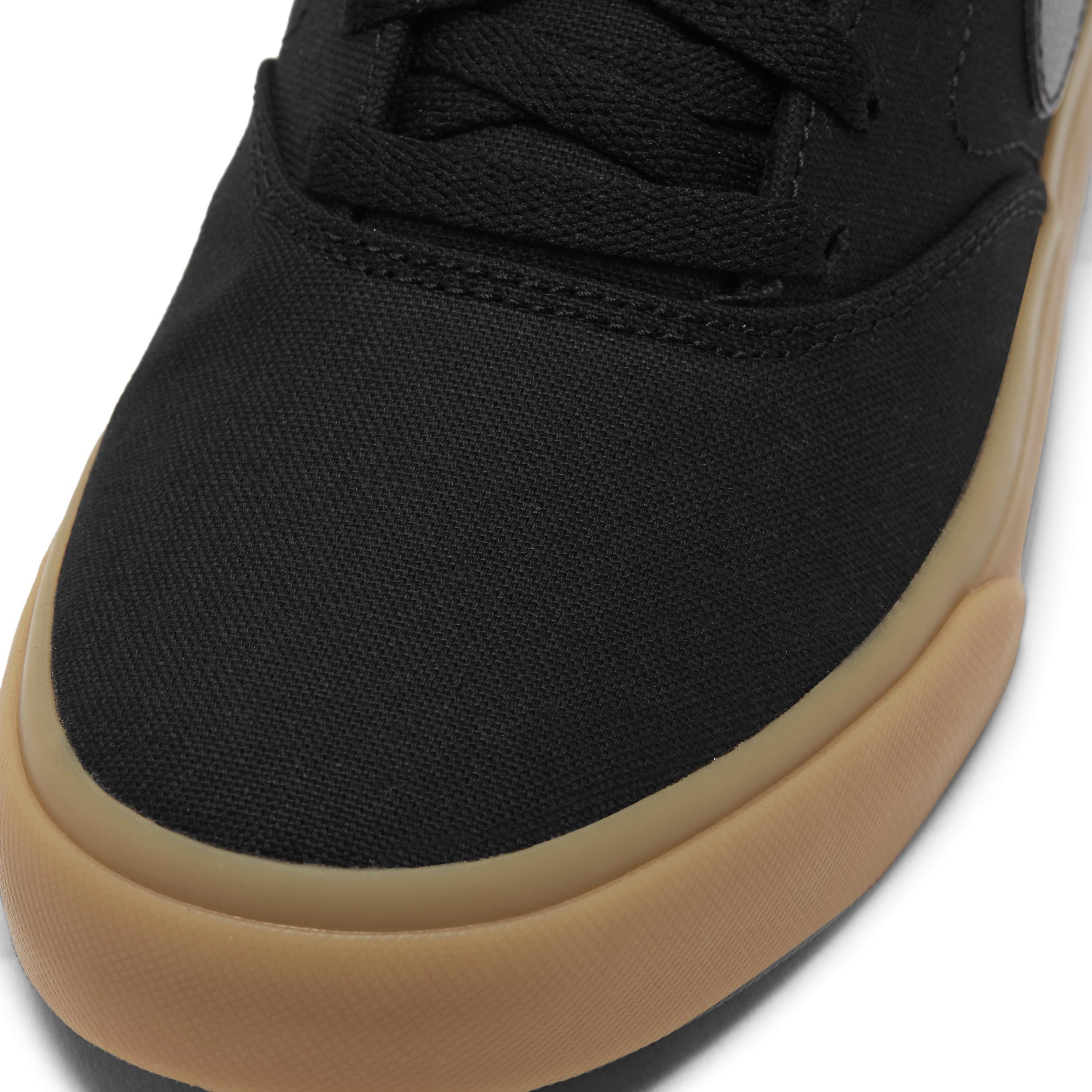 Nike SB Charge Canvas Skate Shoes Product Image