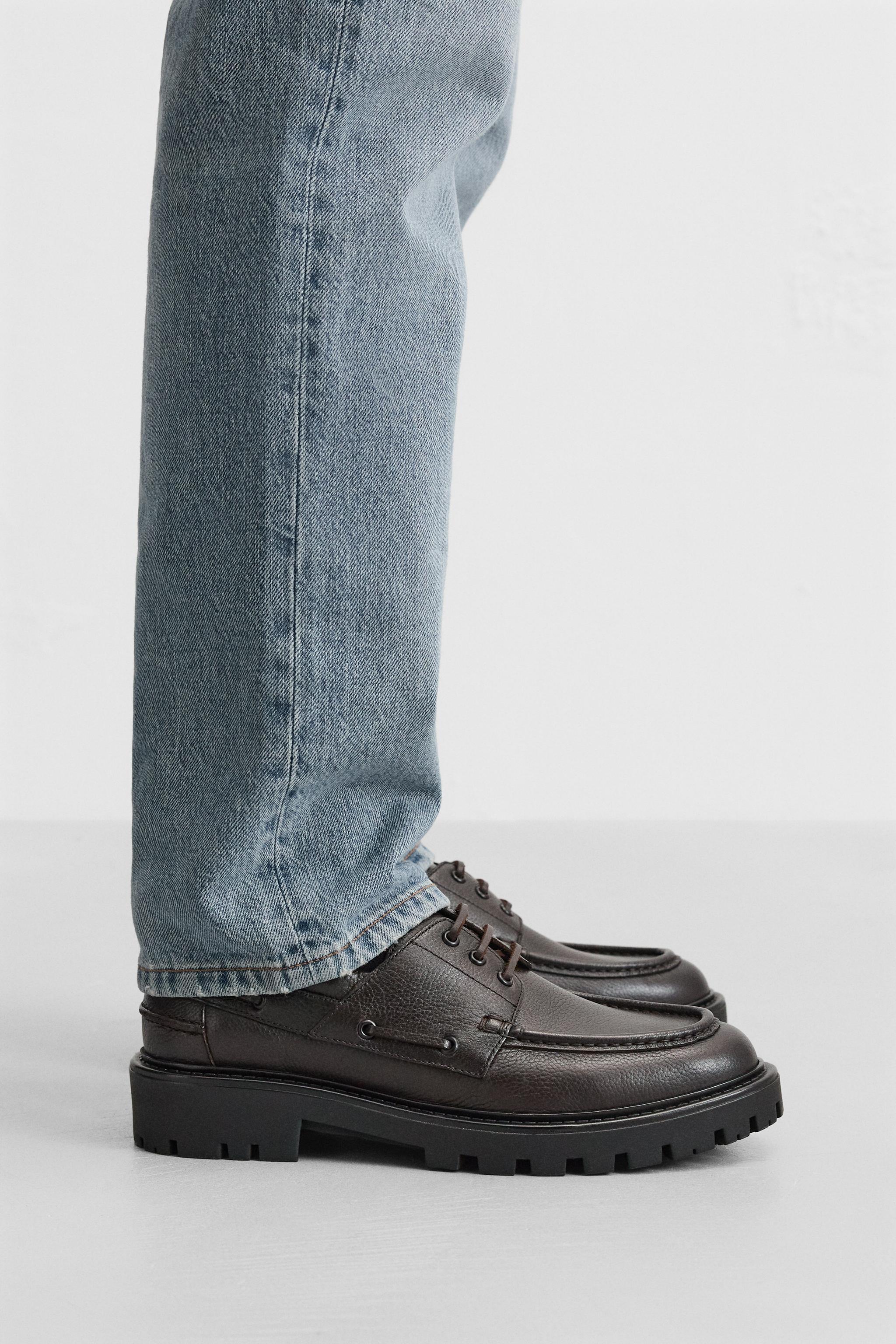 LEATHER BOAT SHOES Product Image