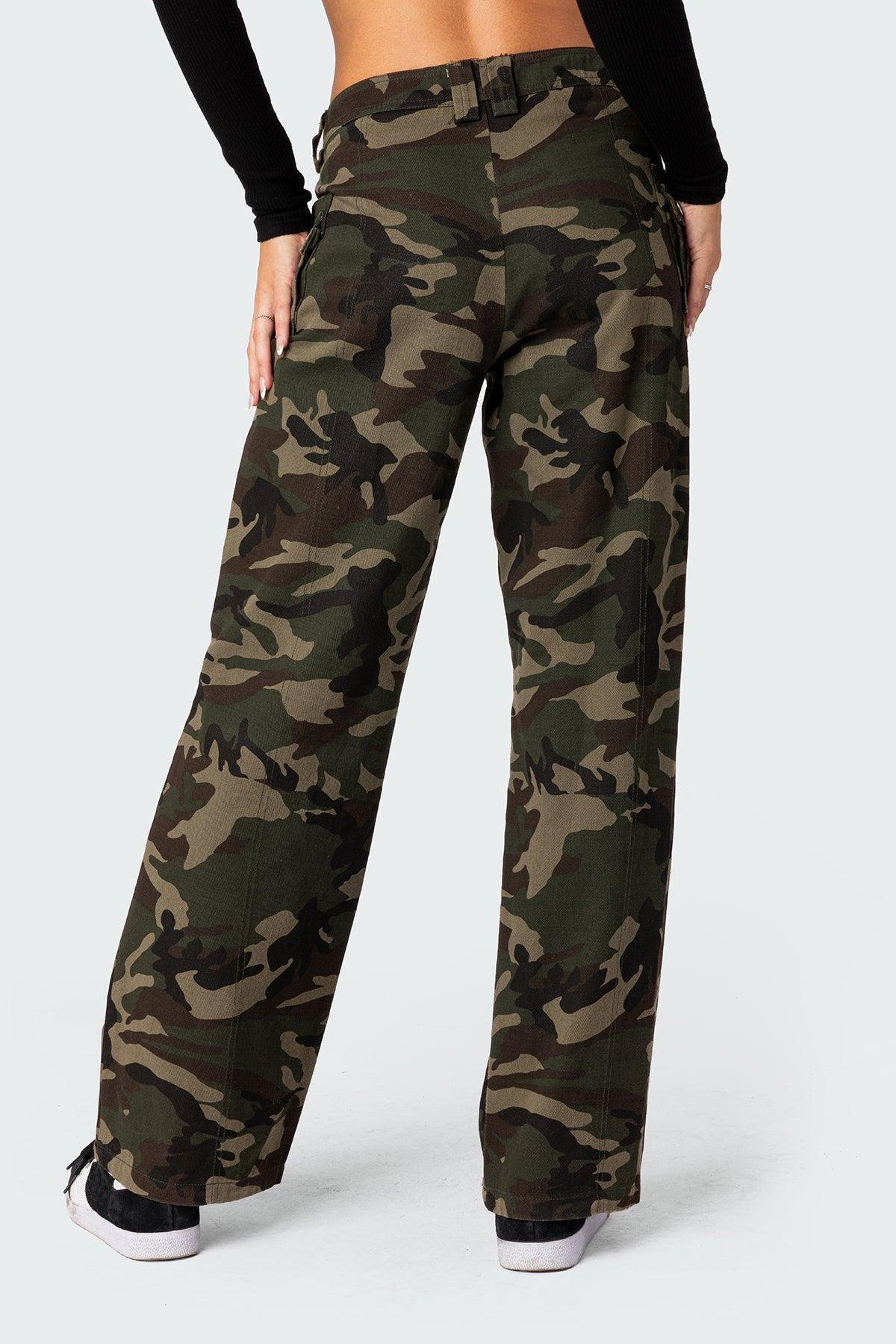 Aya Low-Rise Cargo Pants Product Image