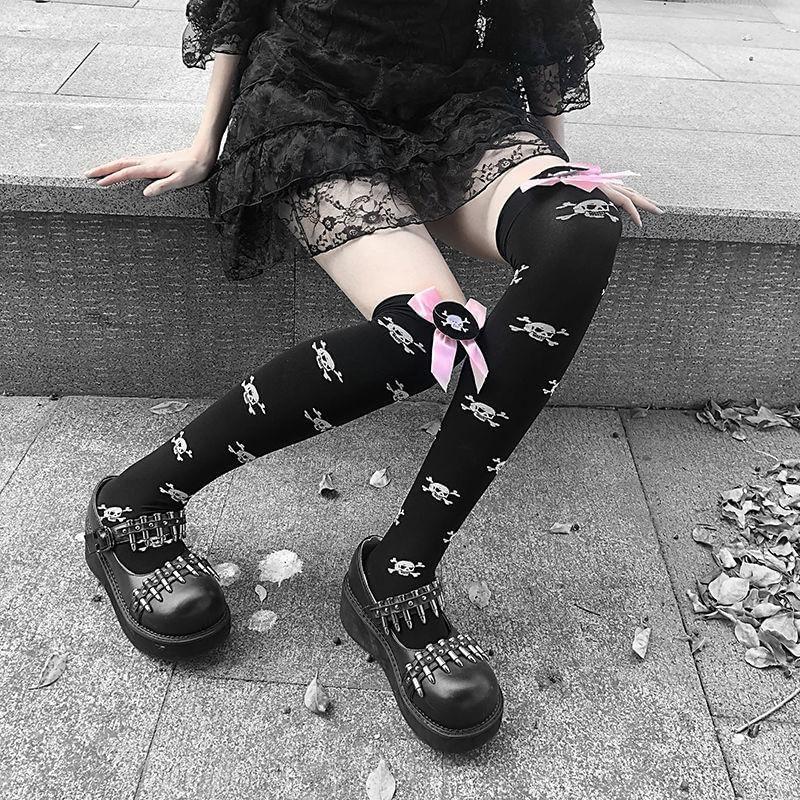 Skull Print Bow Over-the-Knee Socks Product Image