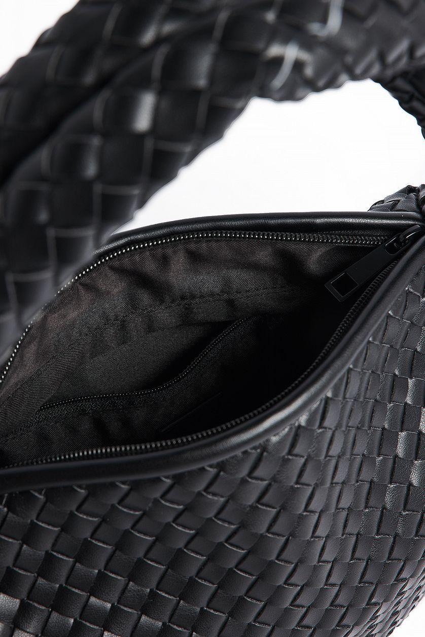 Woven Rounded Shoulder Bag Product Image