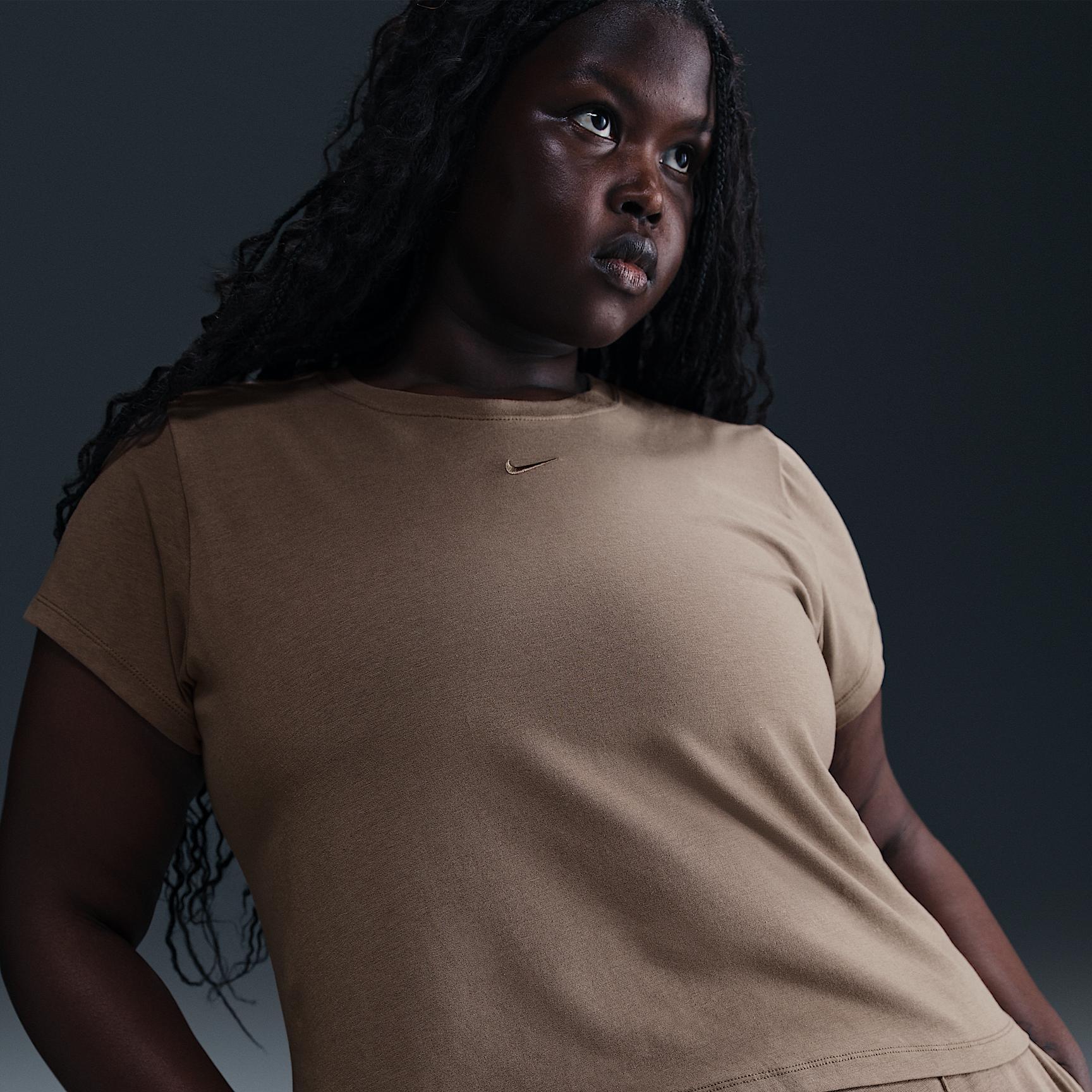 Women's Nike Sportswear Chill Knit Cropped T-Shirt (Plus Size) Product Image