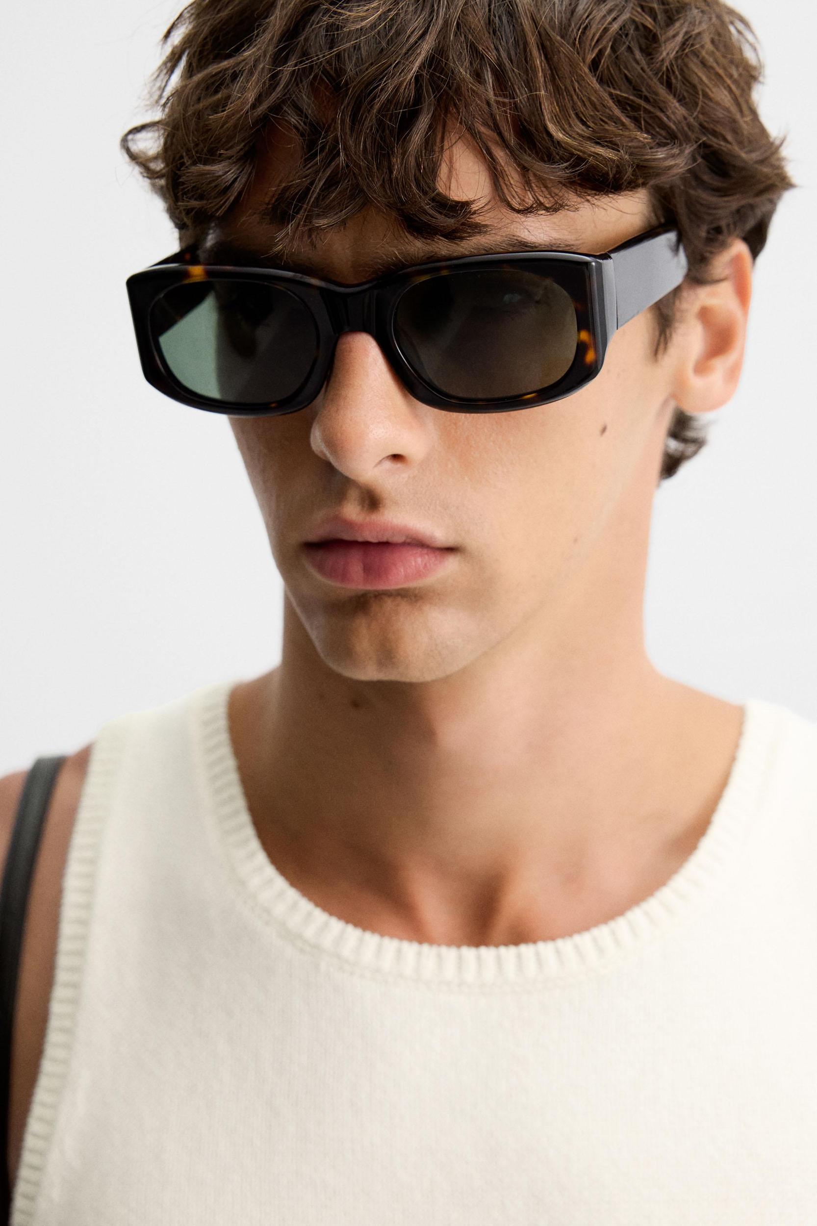 TEXTURED KNIT TANK TOP Product Image