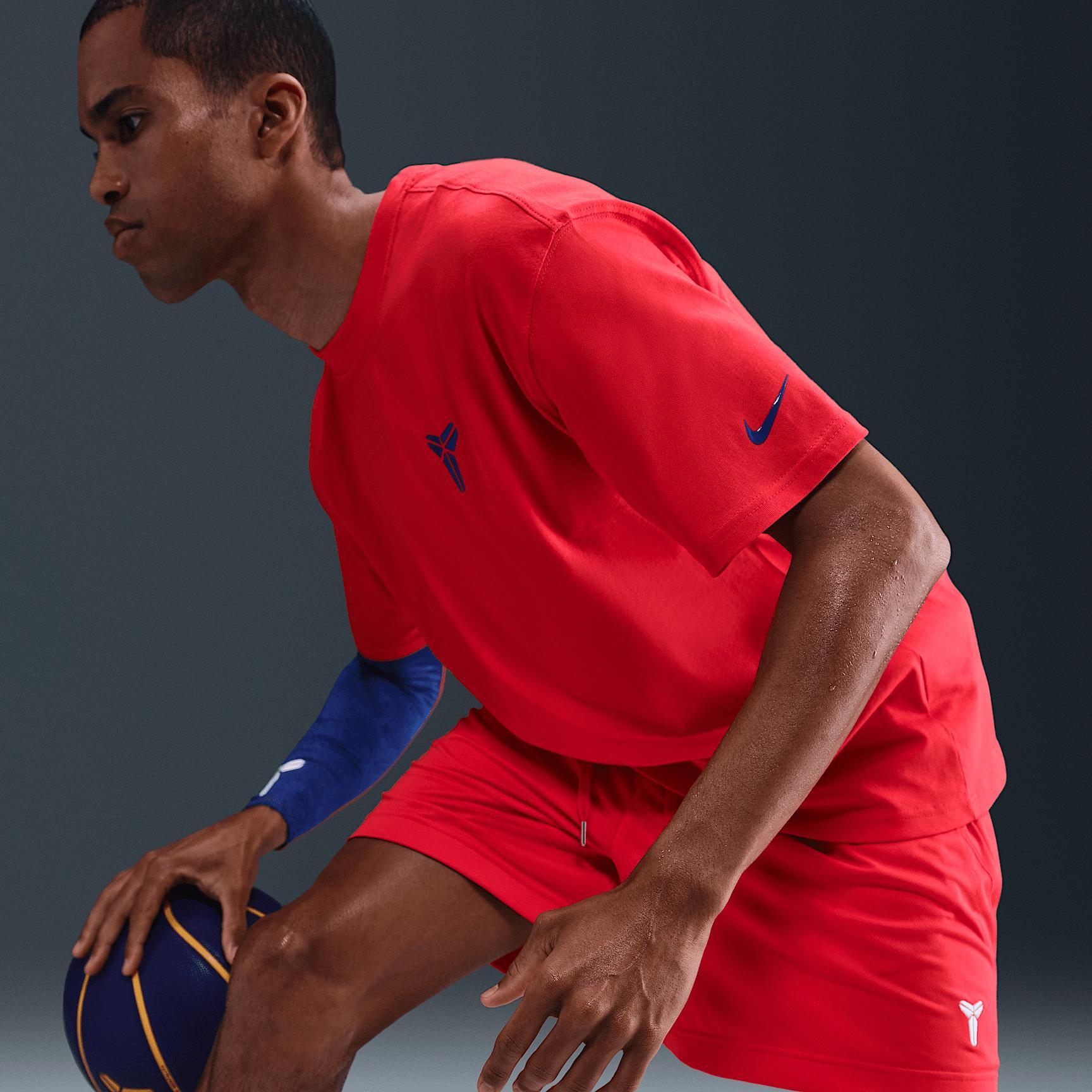 Nike Men's Kobe Basketball T-Shirt Product Image