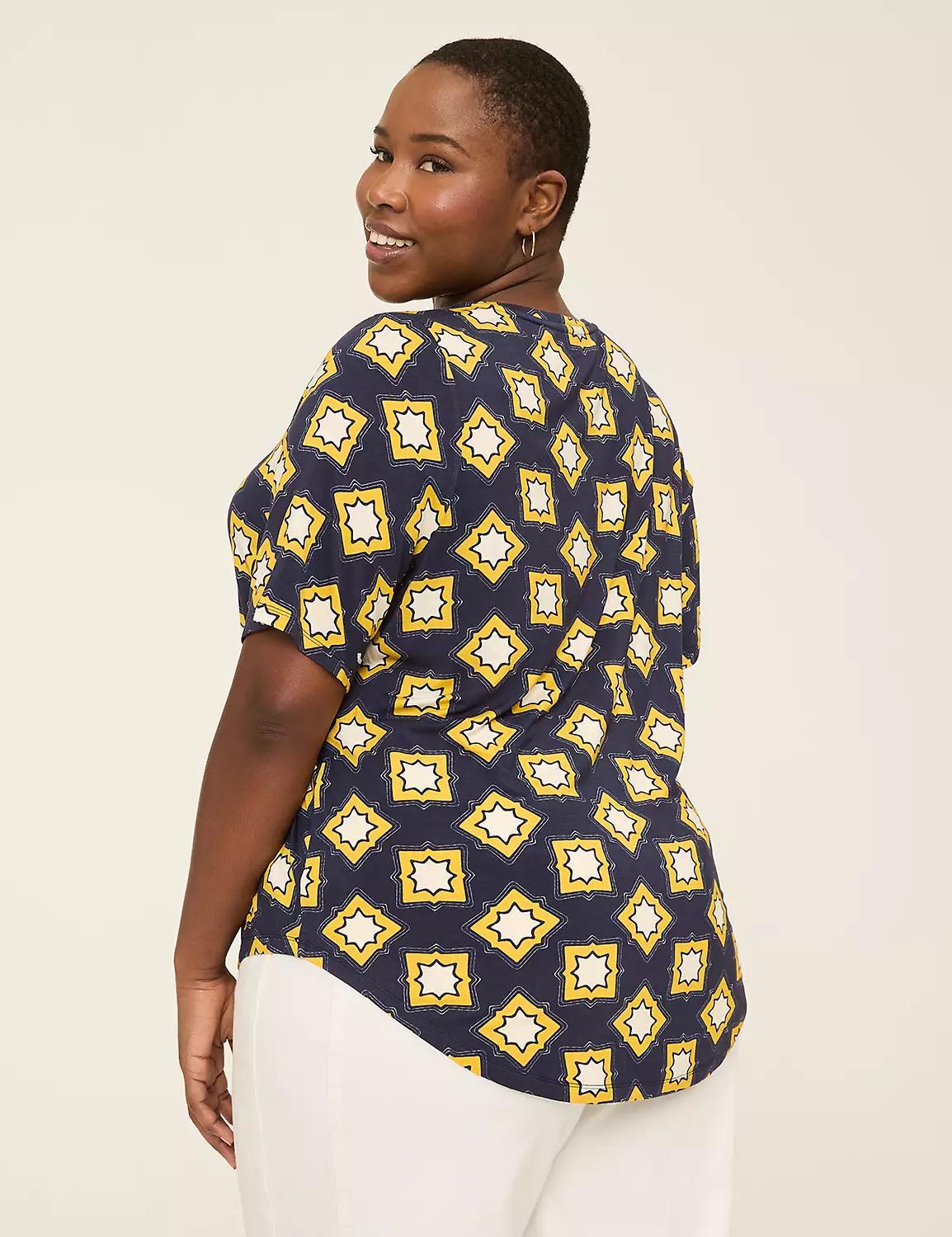 Perfect Sleeve V-Neck Curved-Hem Tee Product Image