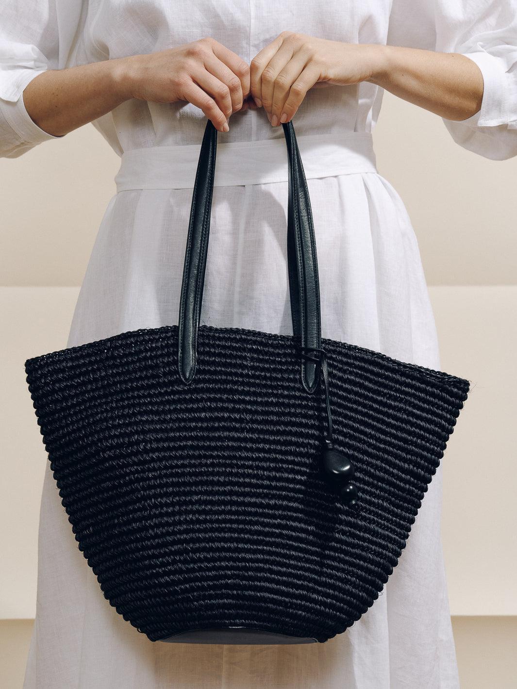 The Market Tote Product Image