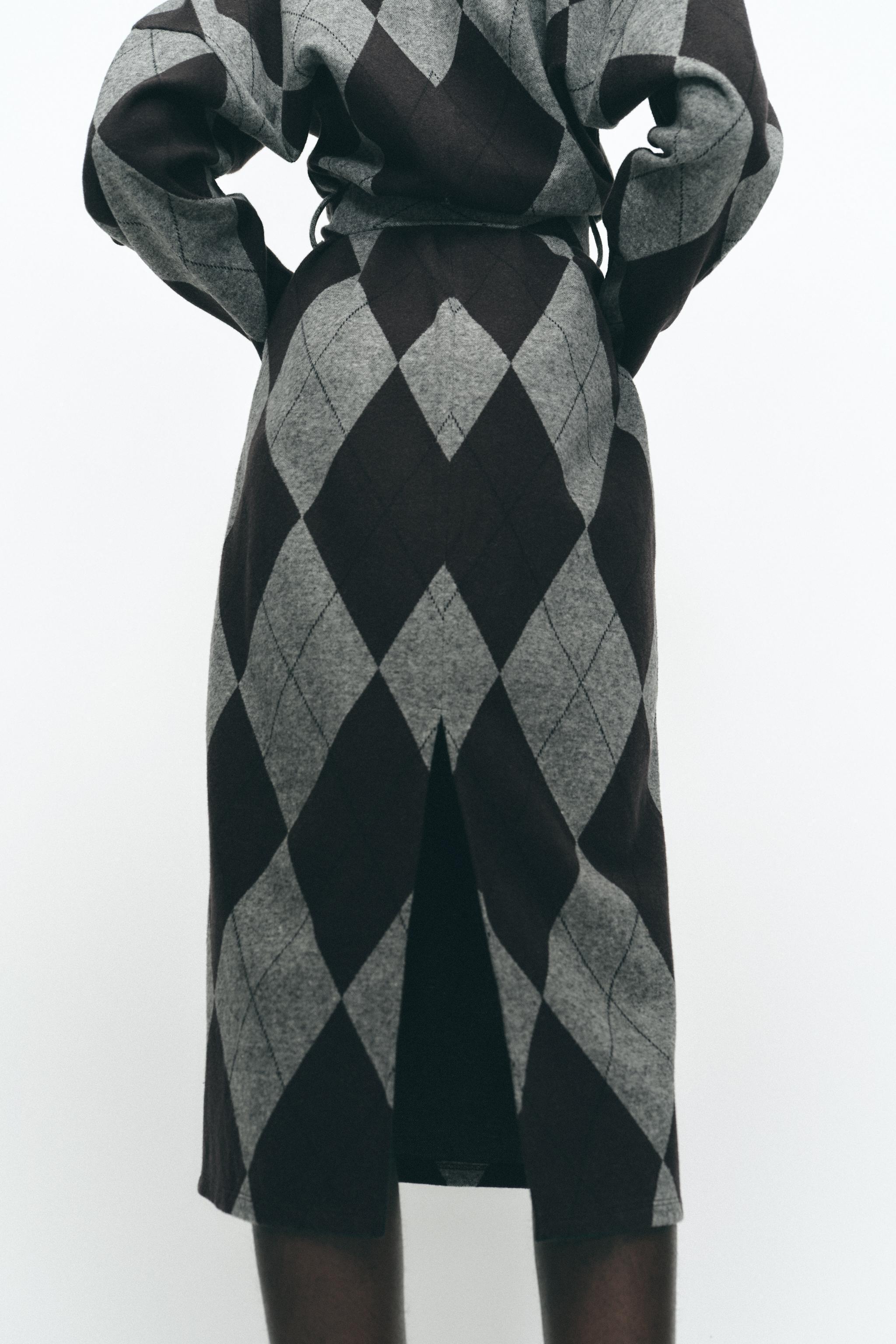 BELTED MIDI DRESS Product Image