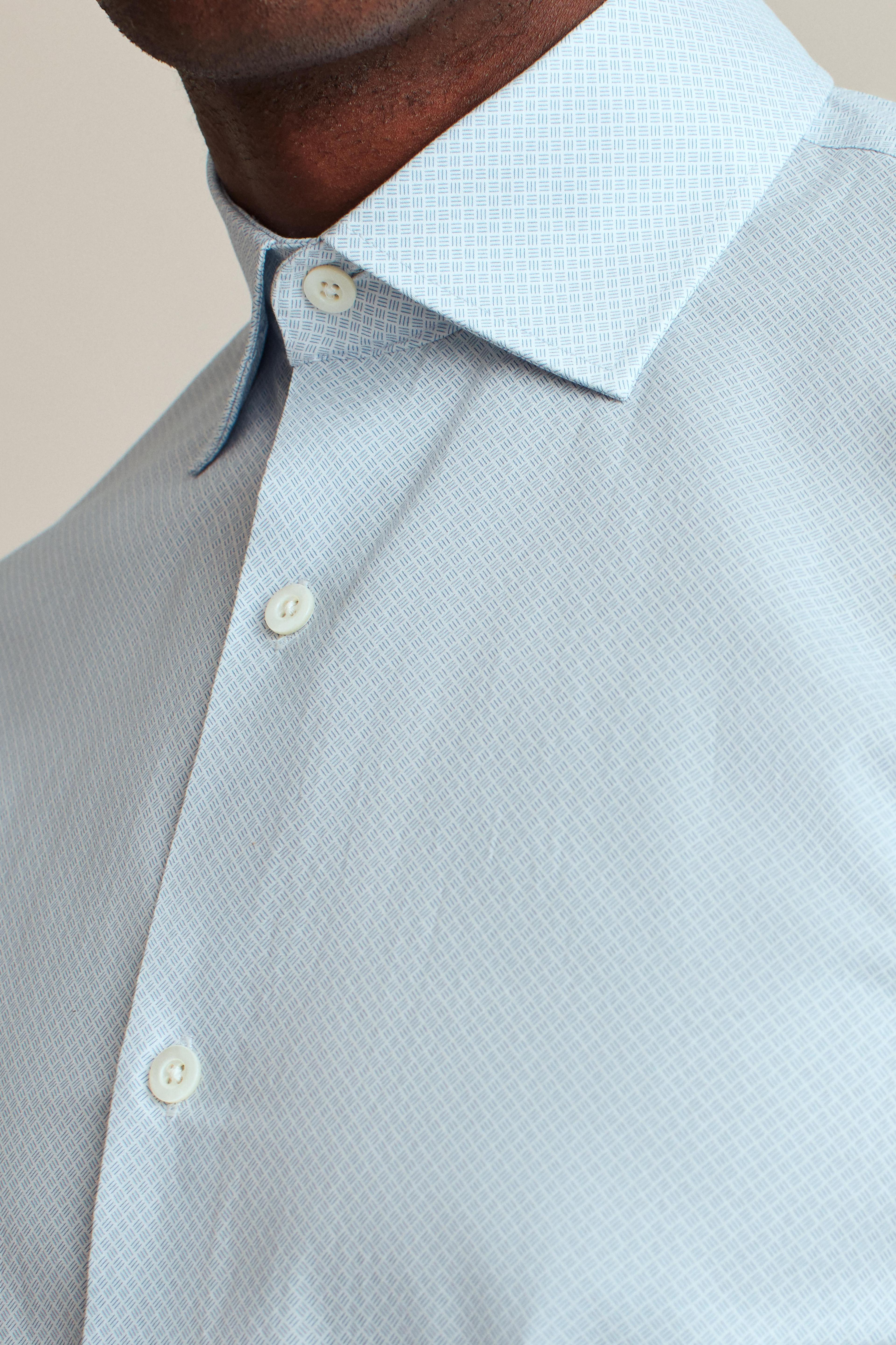 Jetsetter Stretch Dress Shirt Product Image