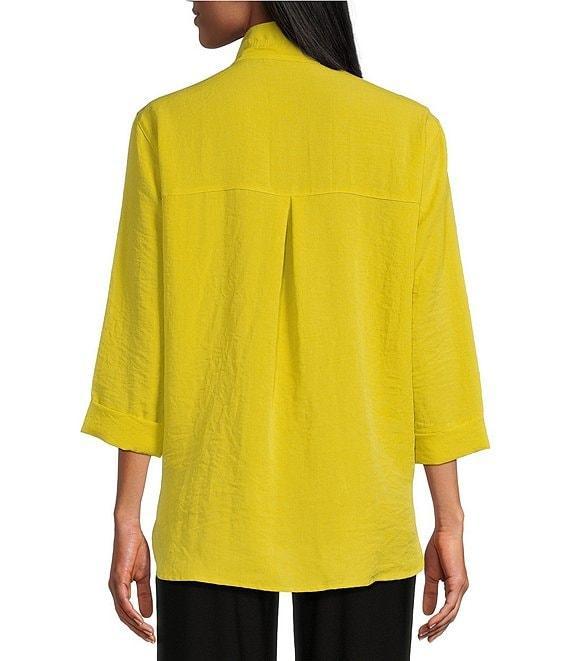 John Mark Solid Woven 3/4 Sleeve Wire Collared Button Front Patch Pocket Camp Shirt Product Image