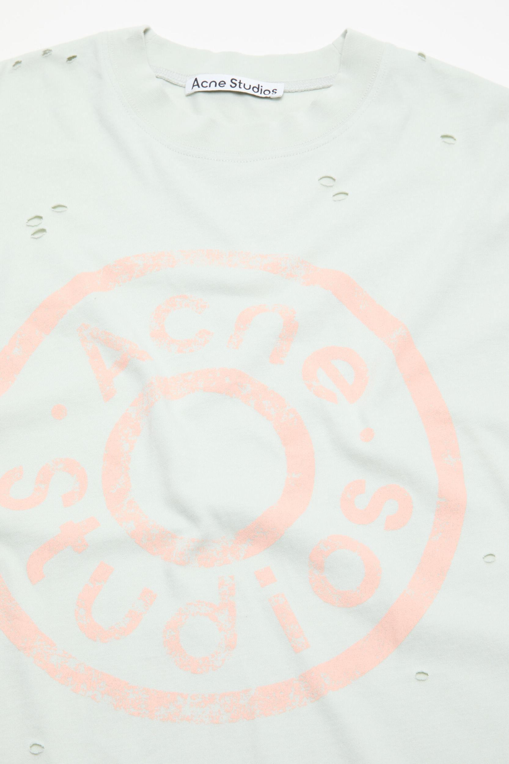 Distressed logo t-shirt Product Image