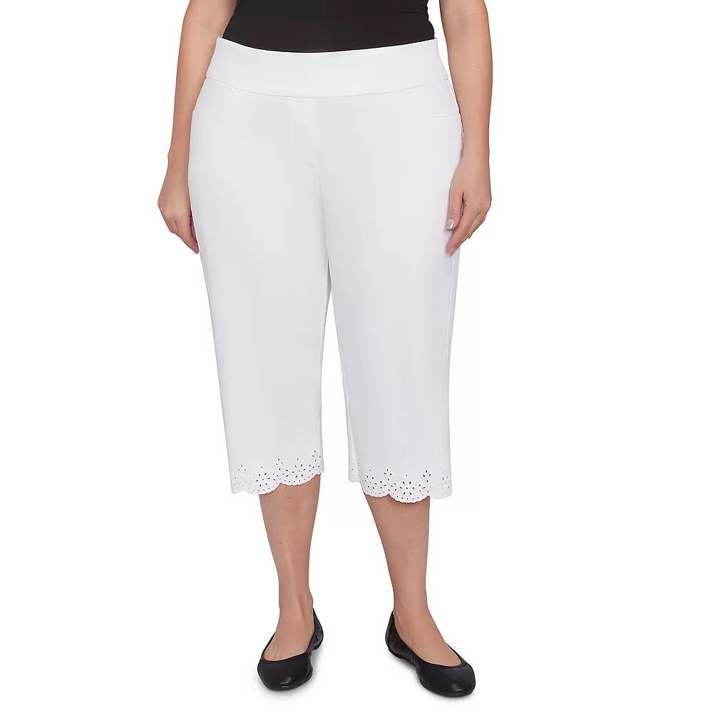 Plus Size Alfred Dunner Eyelet Cuff Capris, Women's, Size: 18 W, White Product Image