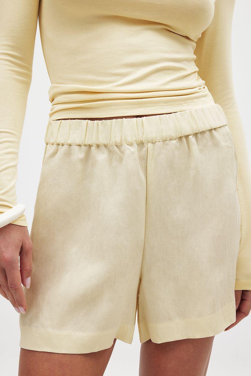 Lyocell Elastic Waist Shorts Black Product Image