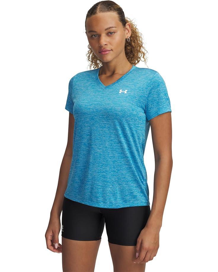 UA Tech™ Twist V-Neck Product Image