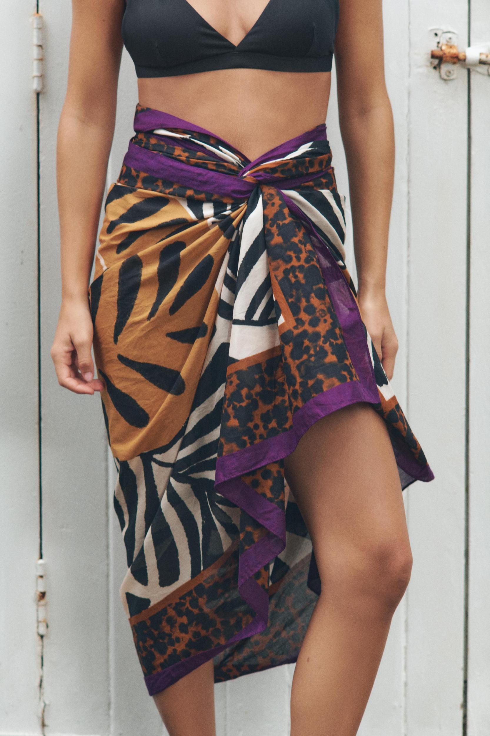 TIGER LEOPARD PRINT SCARF Product Image