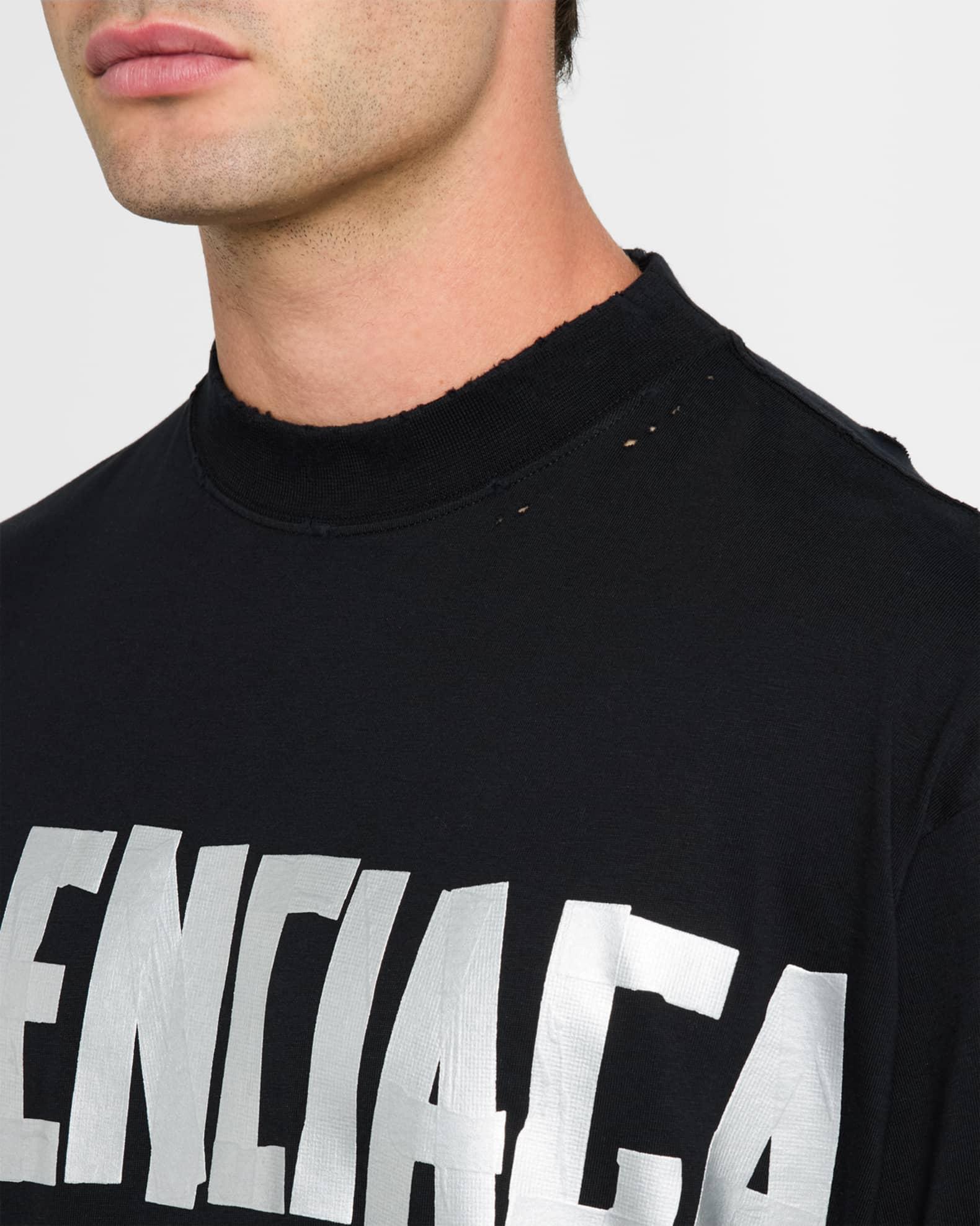 Men's Taped-Logo Distressed T-Shirt Product Image