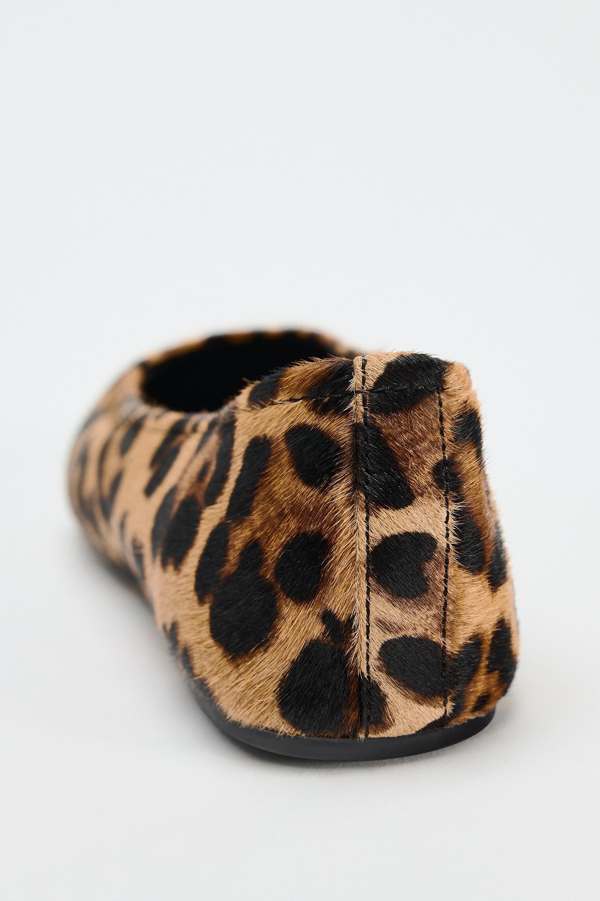 LEATHER ANIMAL PRINT BALLET FLATS Product Image