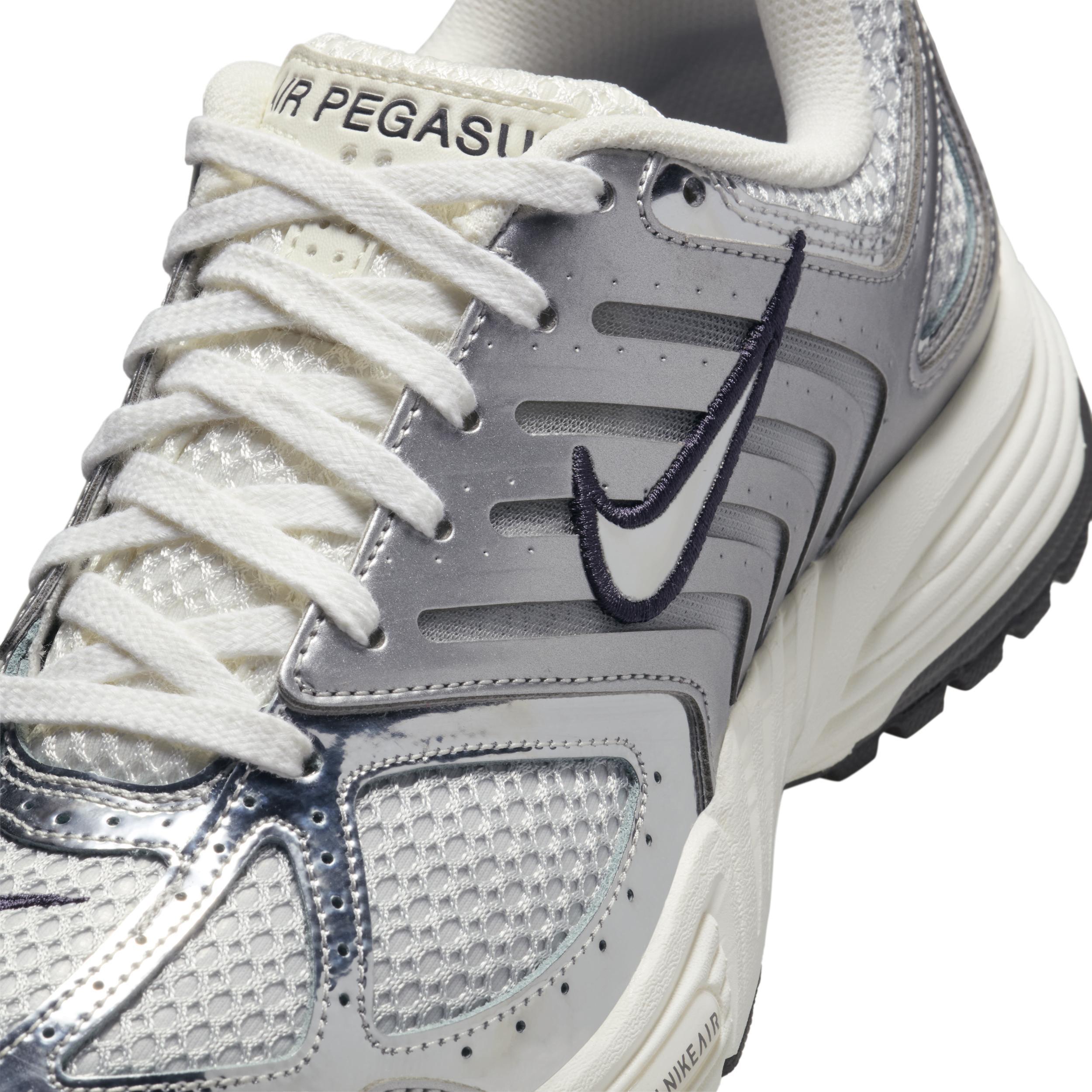 Nike Air Pegasus 2005 Women's Shoes Product Image