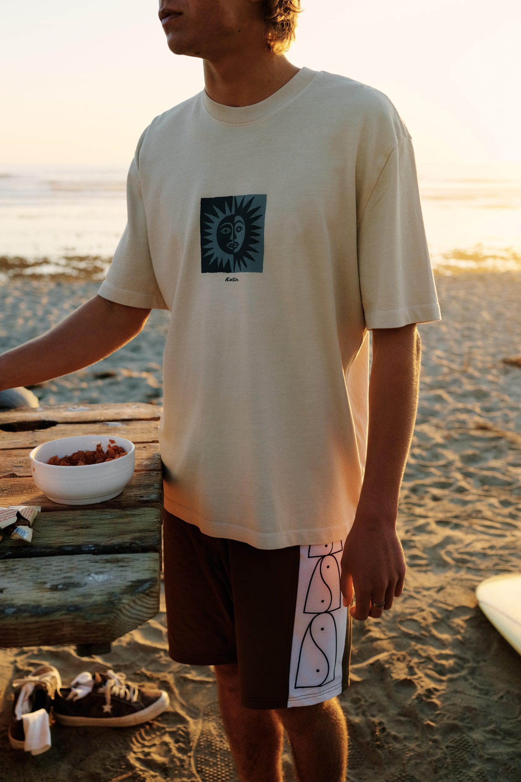 RELIC RELAXED TEE Product Image