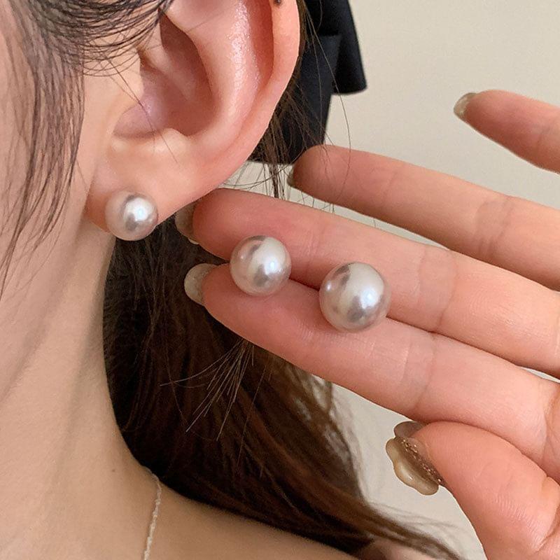 925 Sterling Silver Faux Pearl Stud Earring Product Image