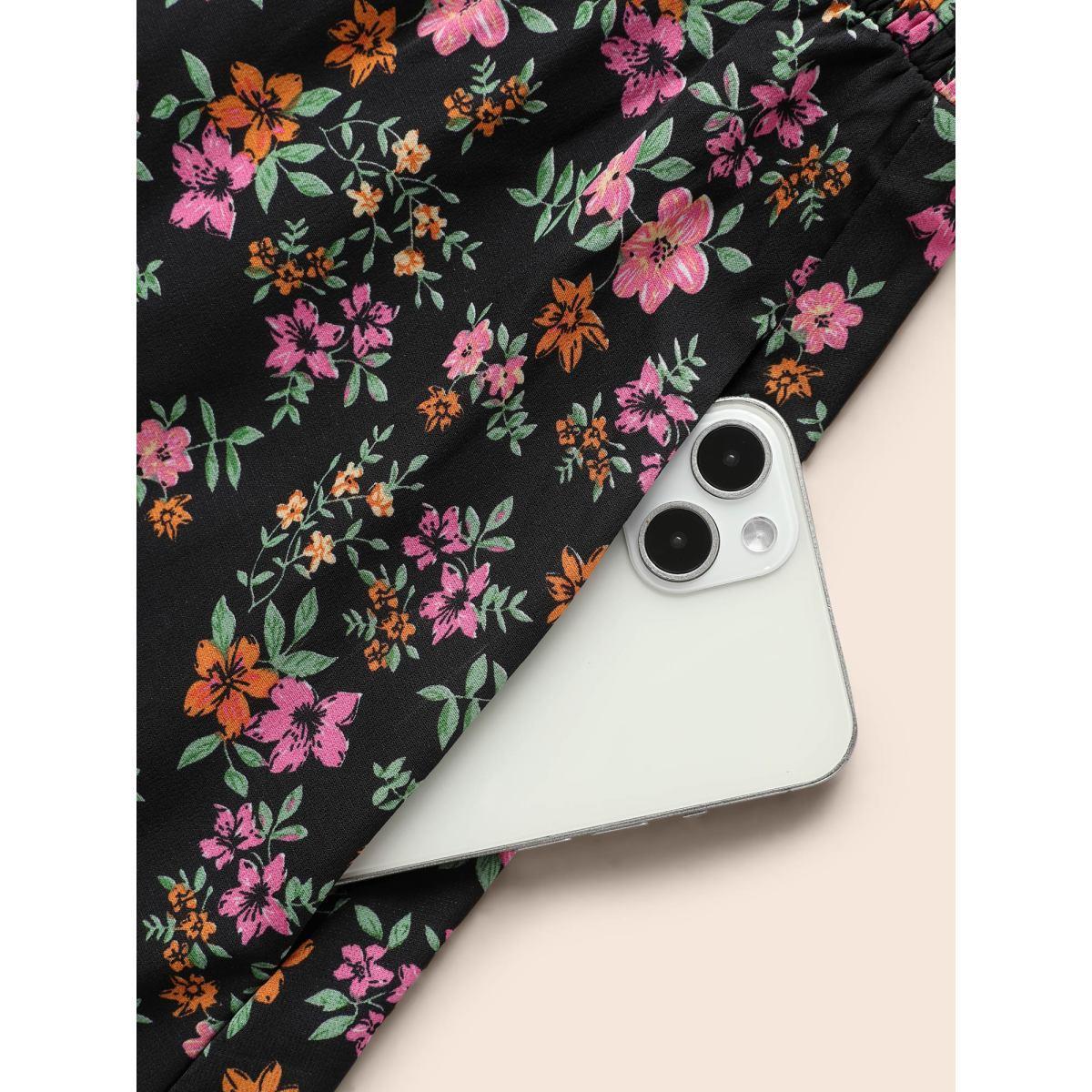 Plus Size V Neck Ditsy Floral Shirred Dress Black Women Elegant Shirred V-neck Short sleeve Curvy BloomChic 12/L Product Image