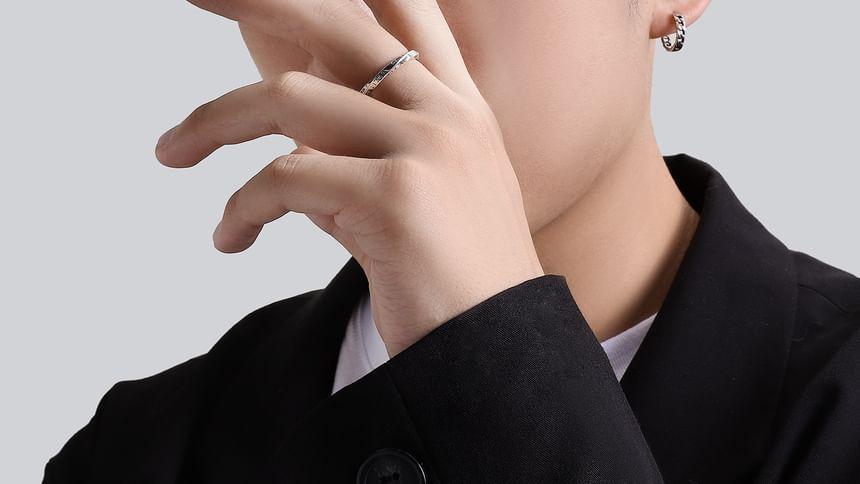 Embossed Alloy Ring Product Image