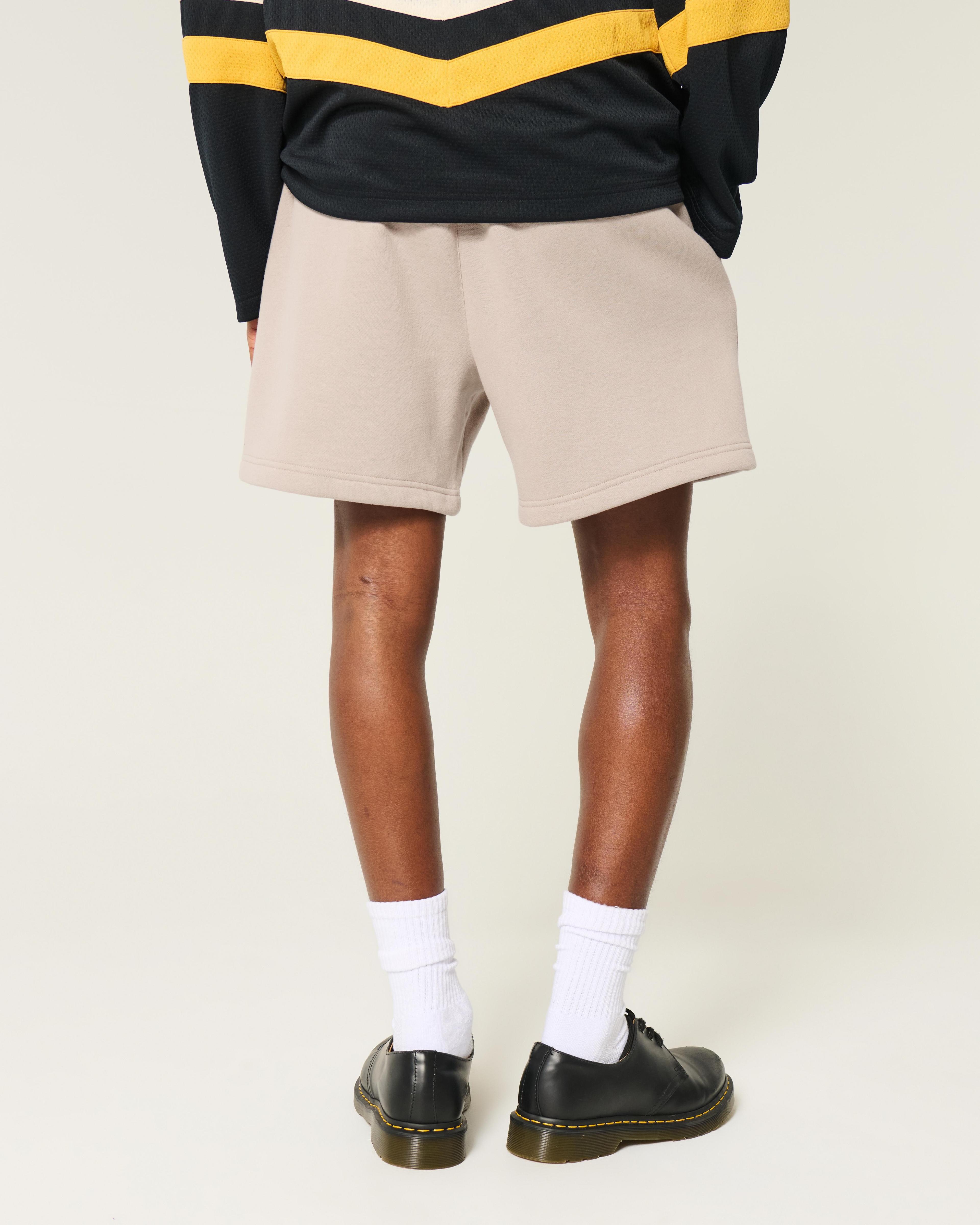 Mid-Thigh Camo Loose Fleece Shorts Product Image