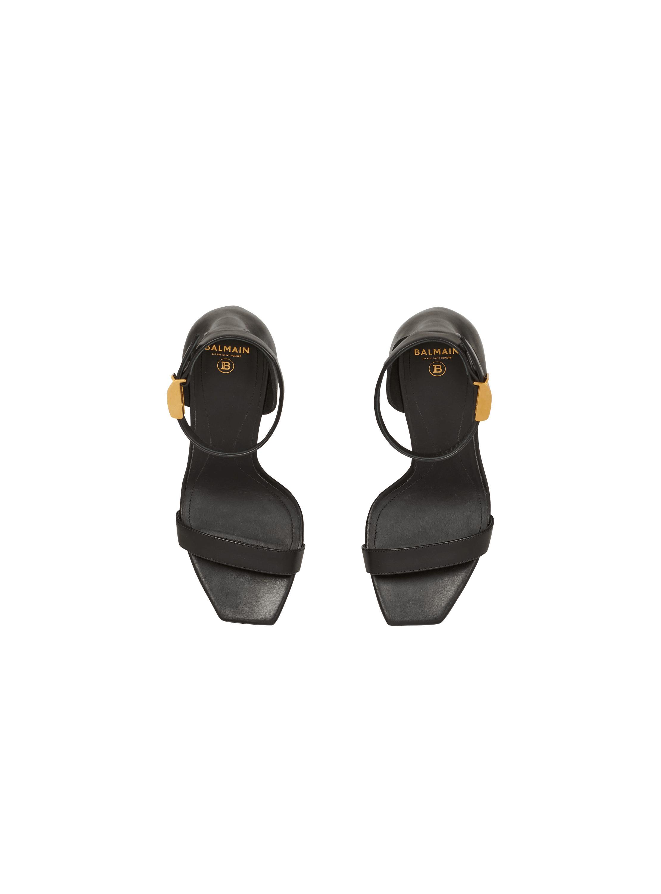 Leather Uma sandals Product Image