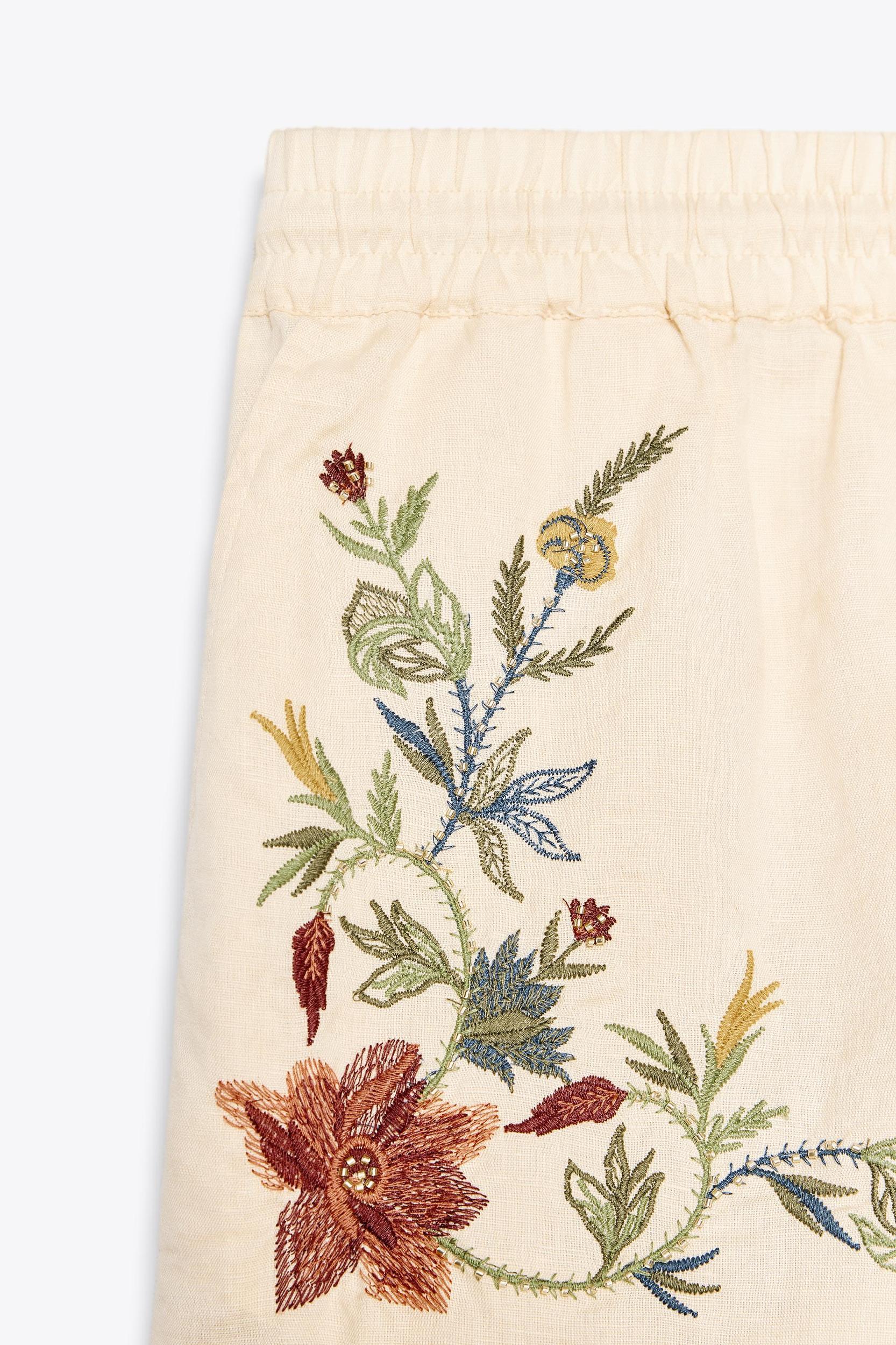 EMBROIDERED BERMUDA SHORTS ZW COLLECTION Product Image