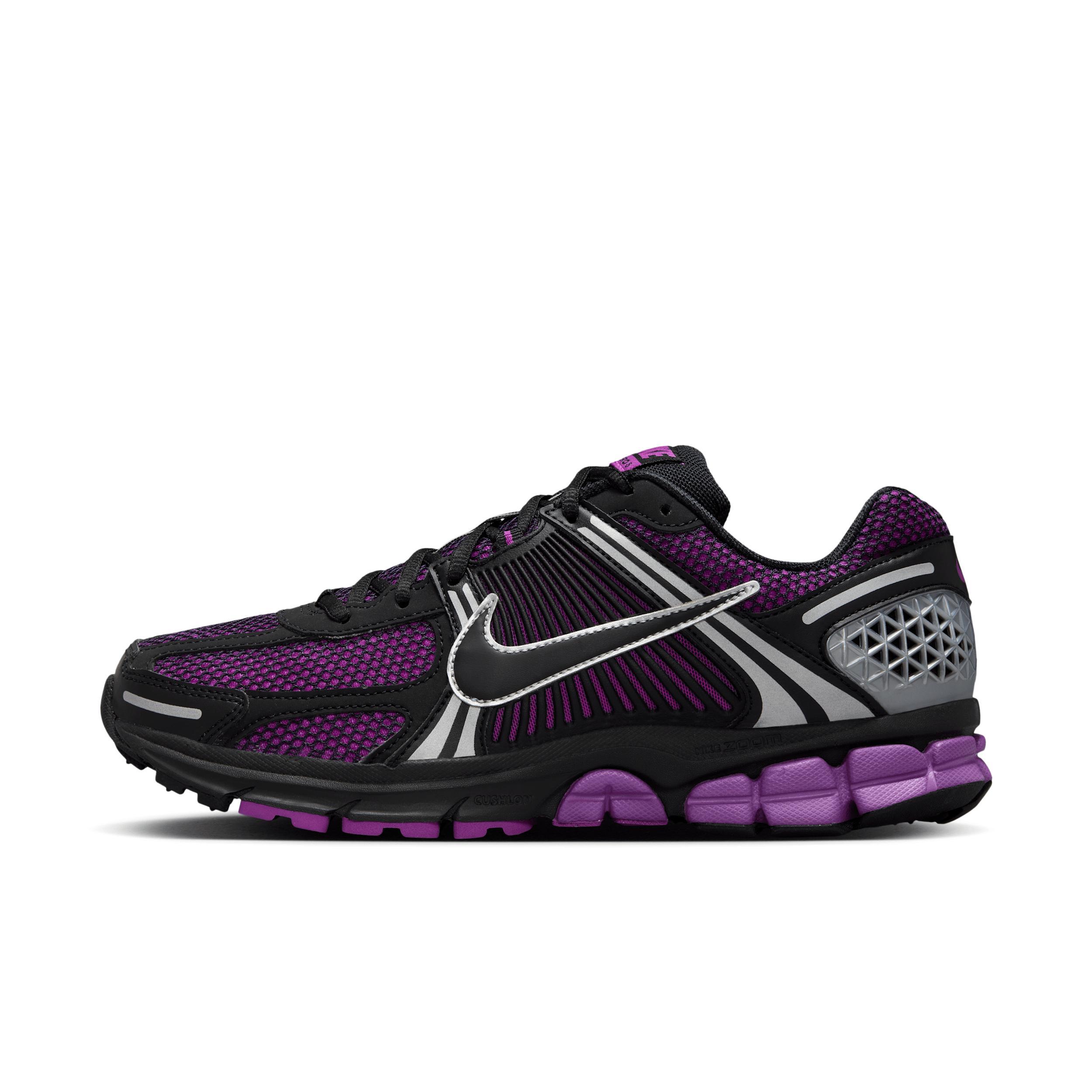 Nike Men's Zoom Vomero 5 Shoes Product Image